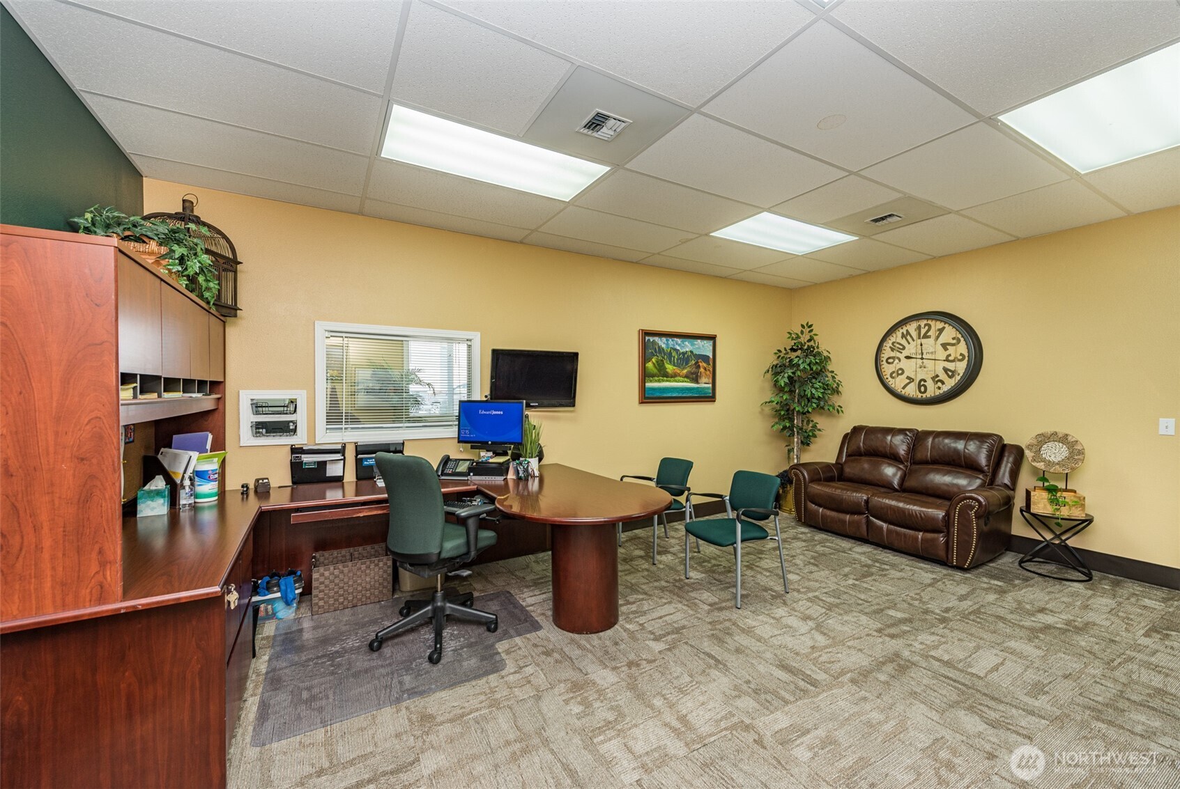 main property photo 15
