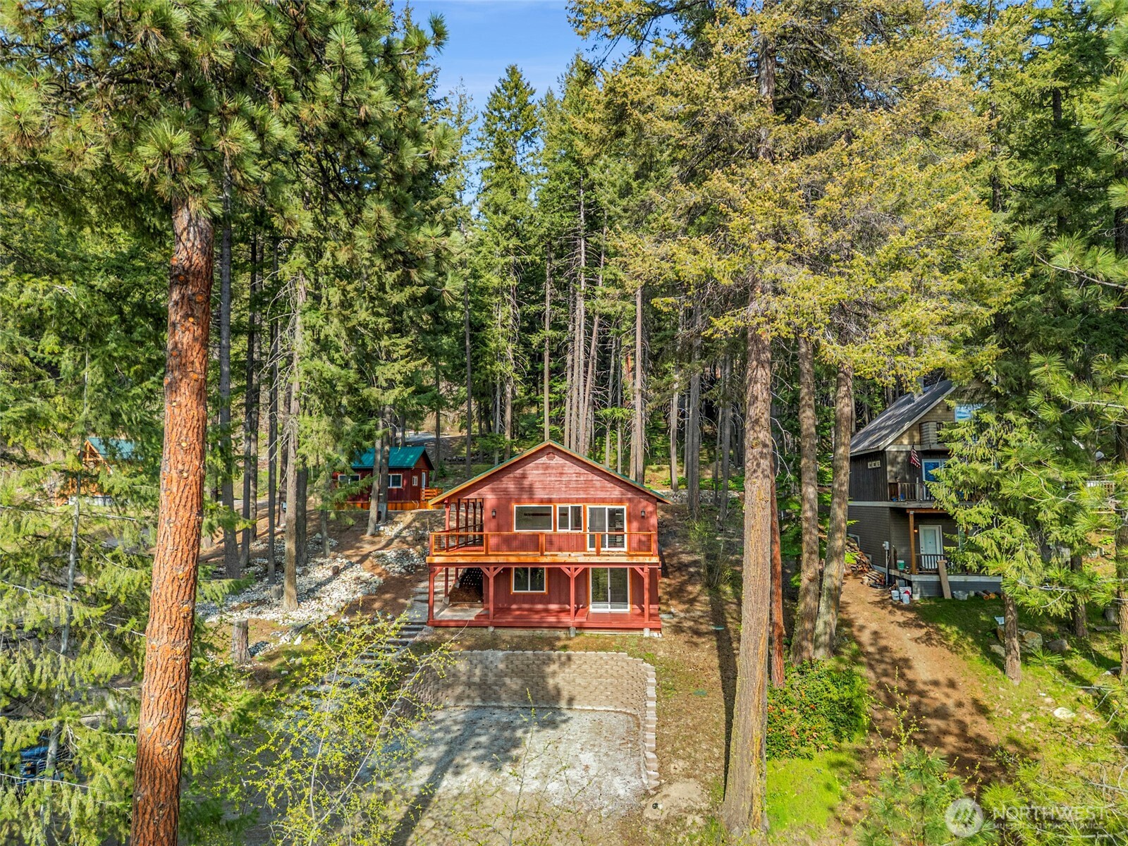 main property photo 38