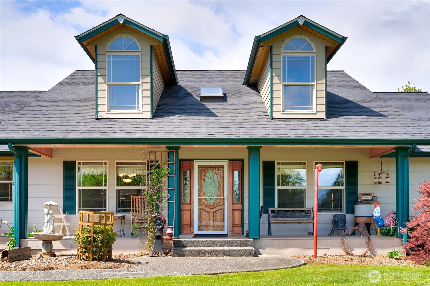 main property photo 32