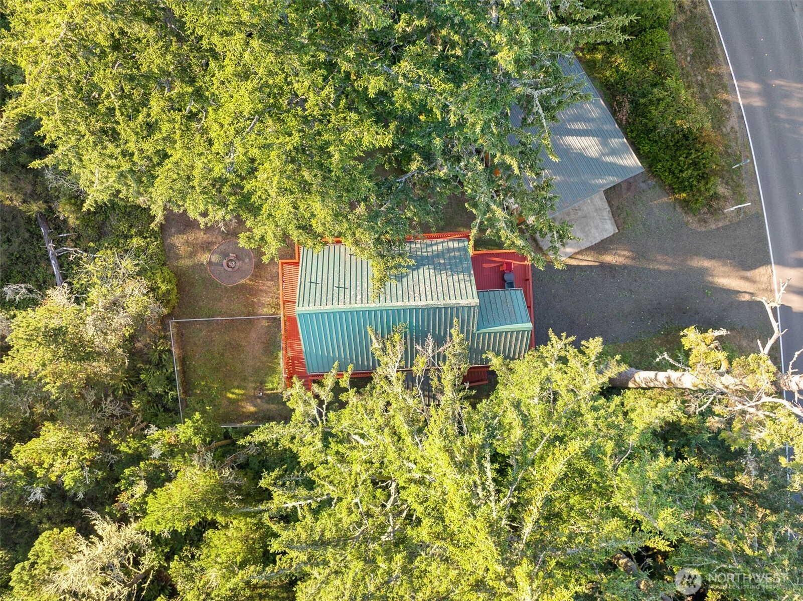 main property photo 27