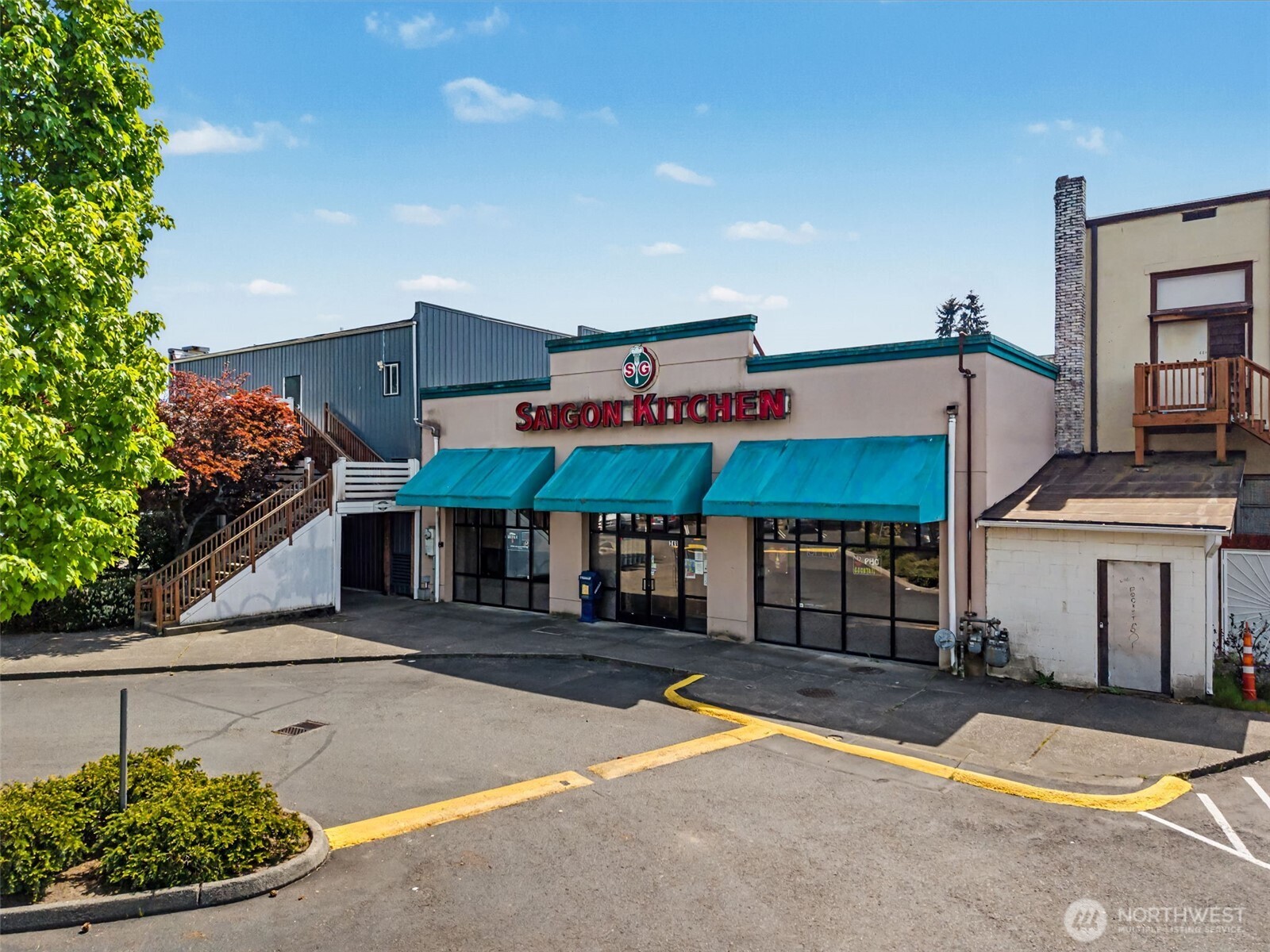 main property photo 33
