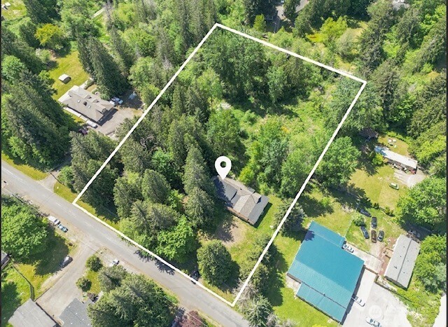 main property photo 12