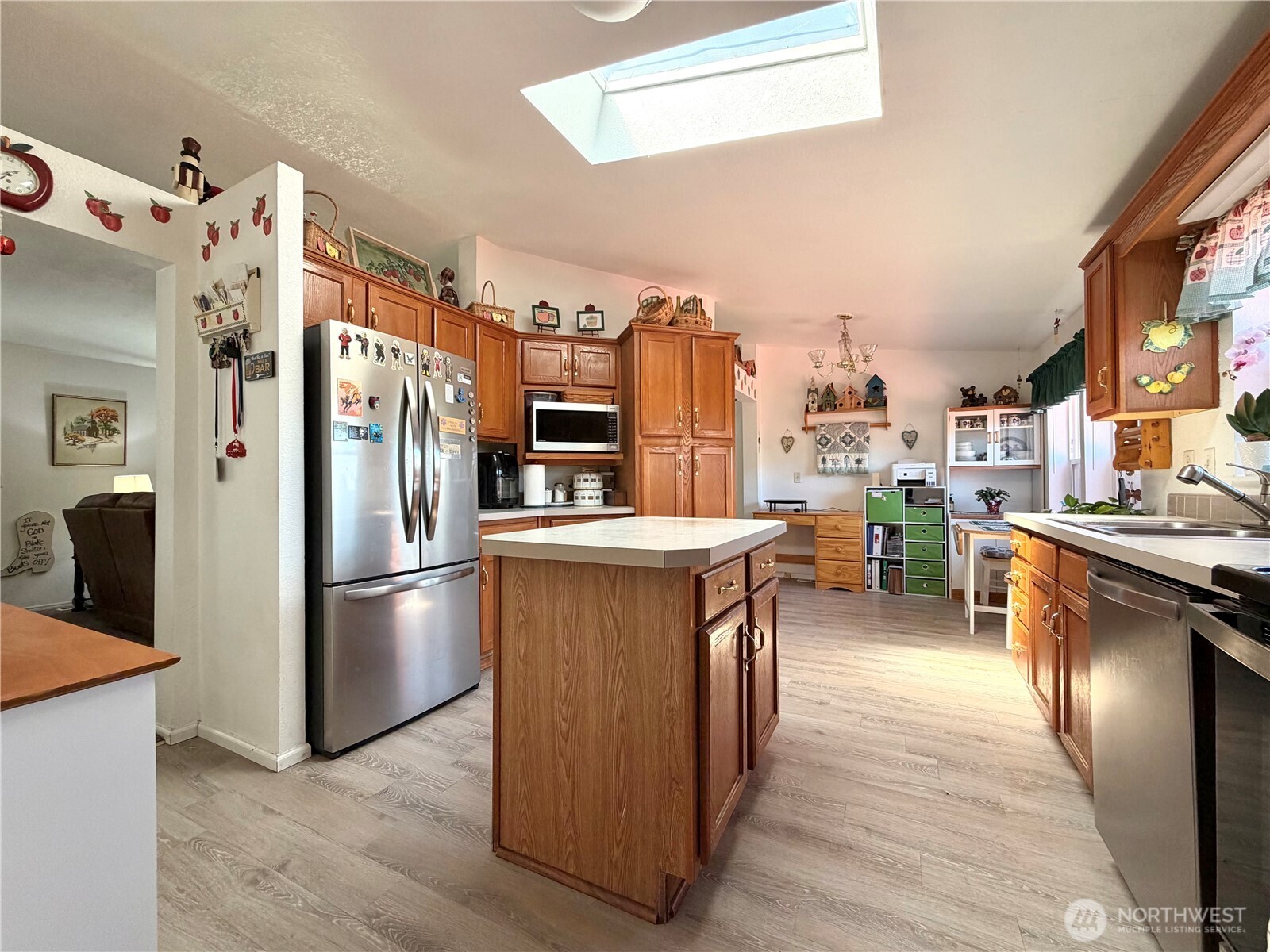 main property photo 10