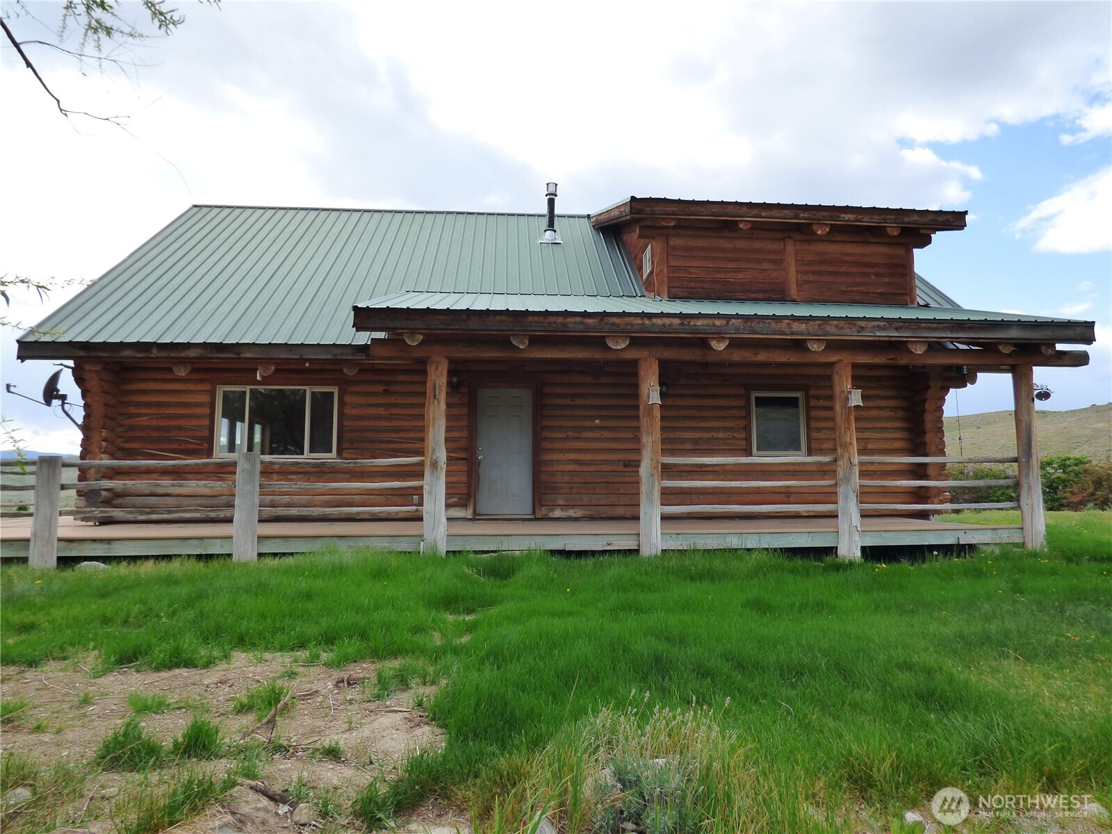 main property photo 10