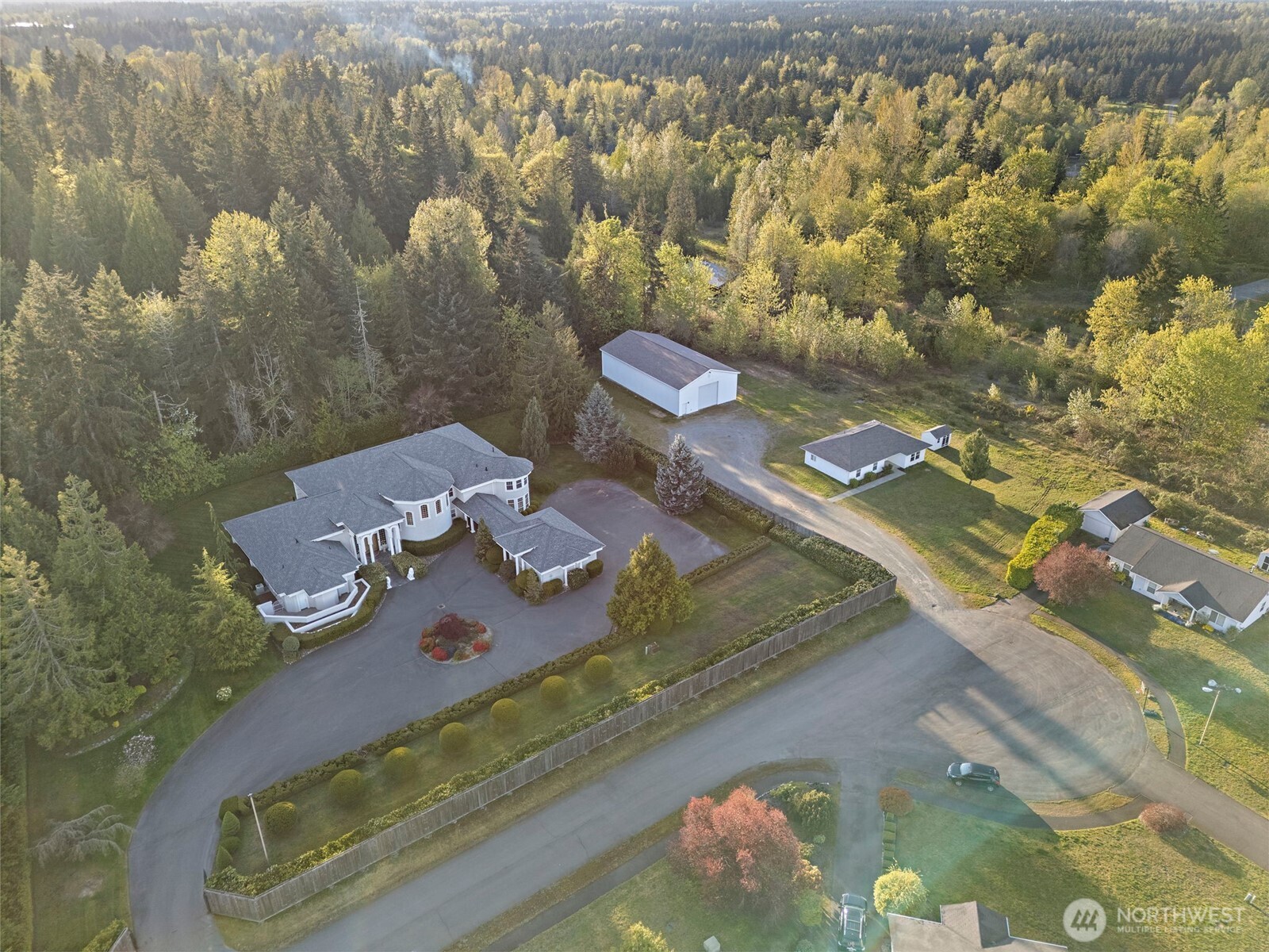 main property photo 33