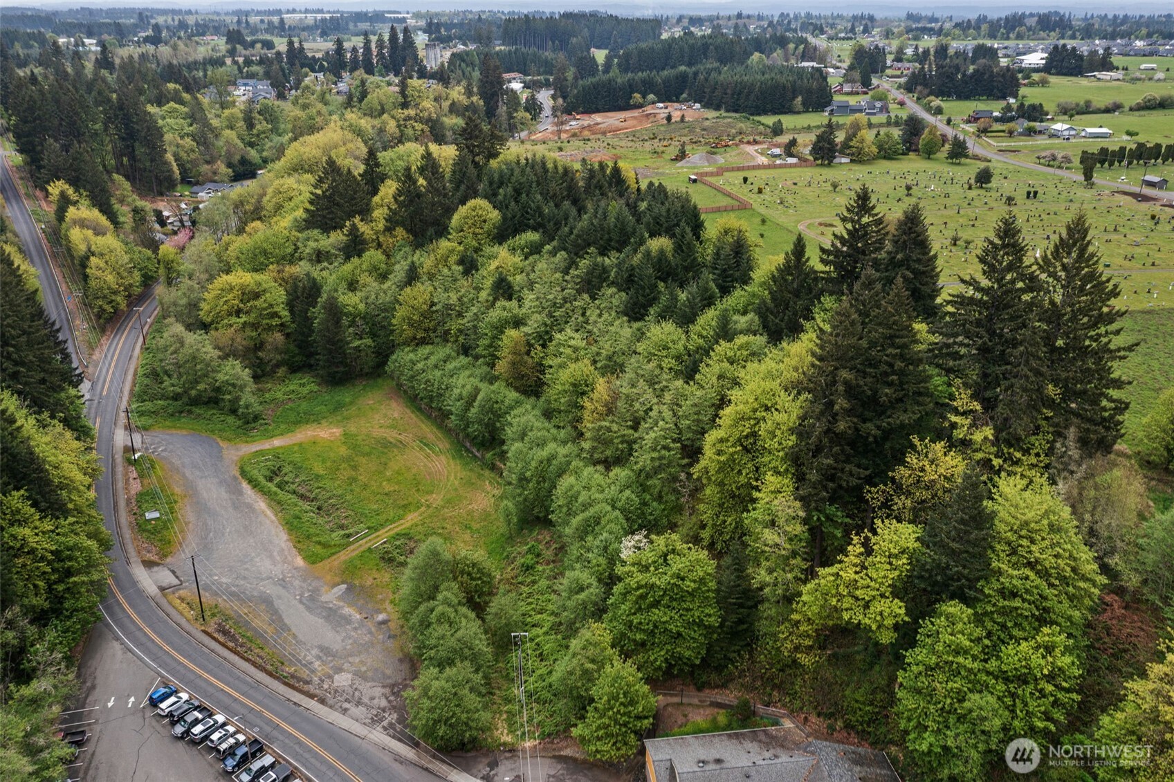 main property photo 7