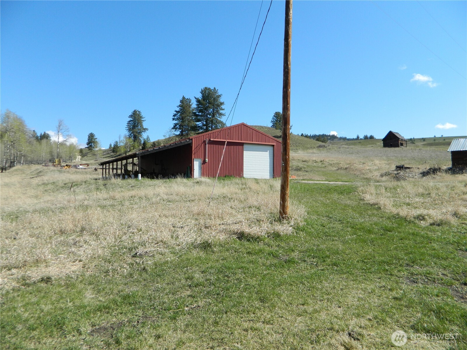 main property photo 5
