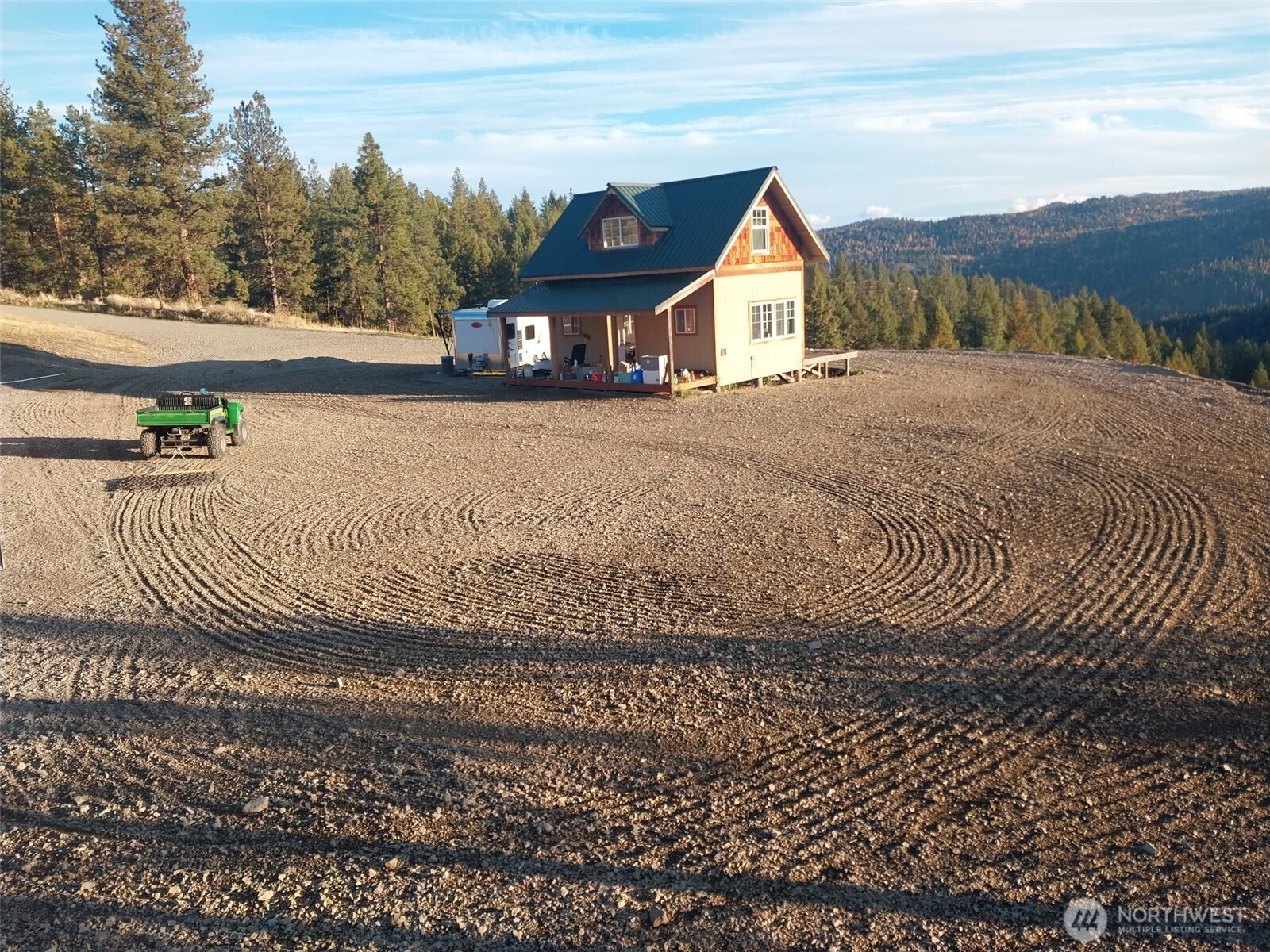 main property photo 24