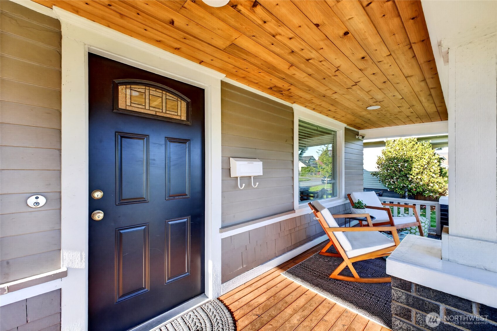 property viewer photo 1