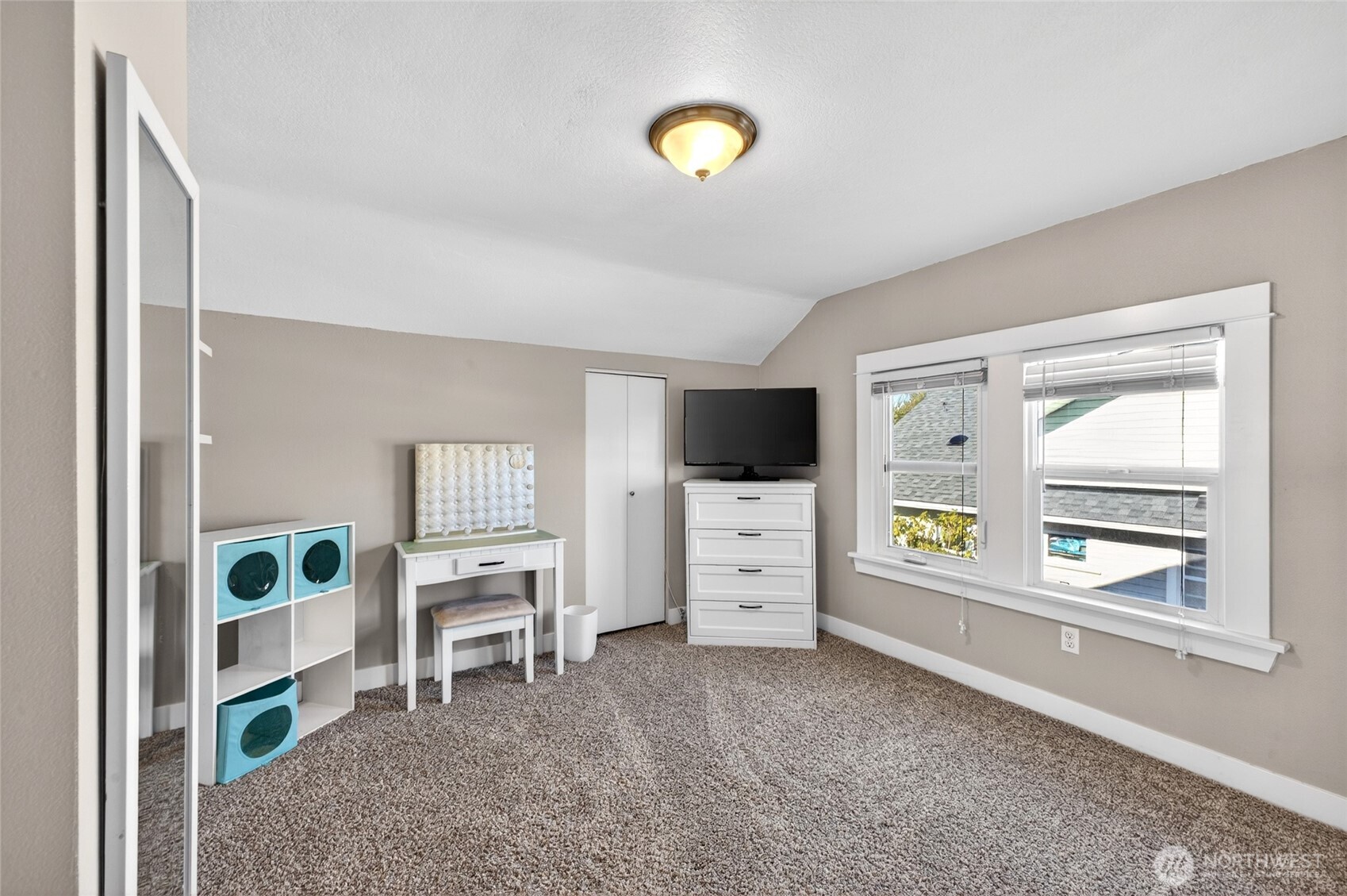 property viewer photo 15