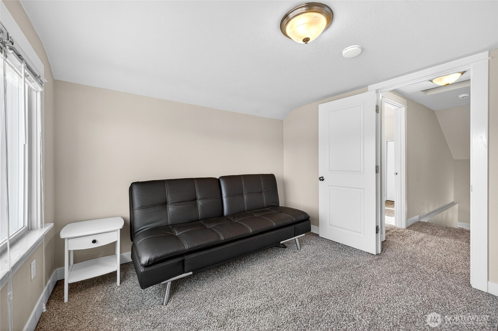 property viewer photo 20