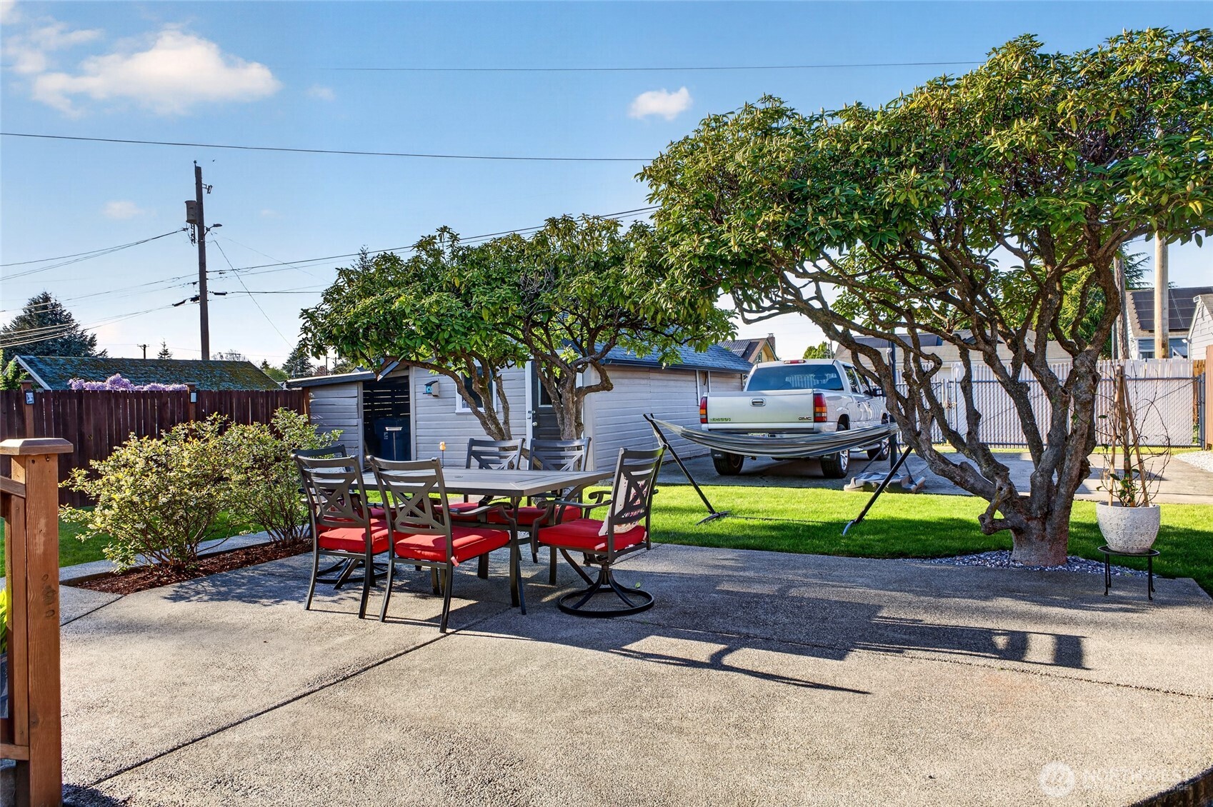 property viewer photo 26