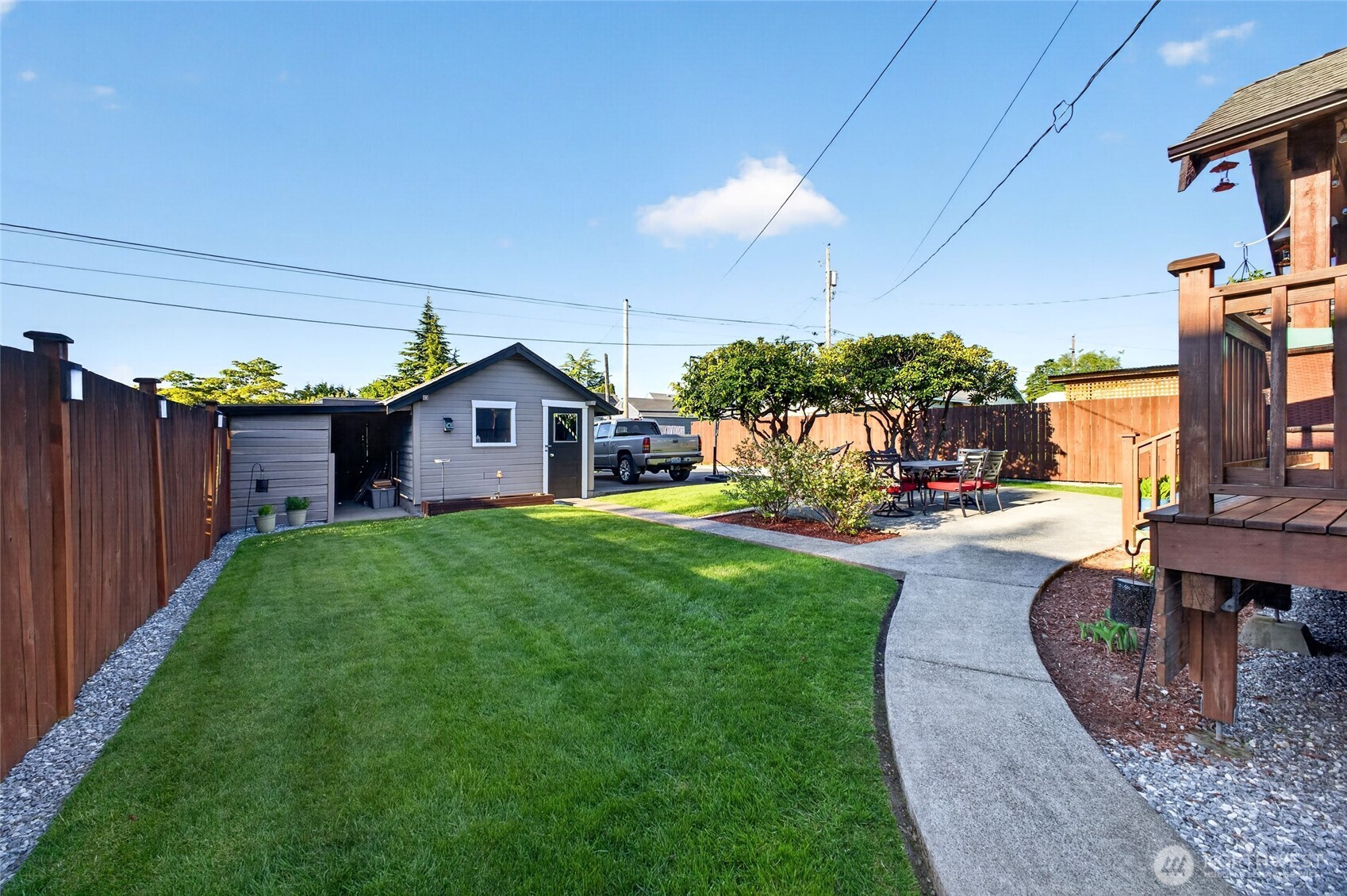 property viewer photo 29