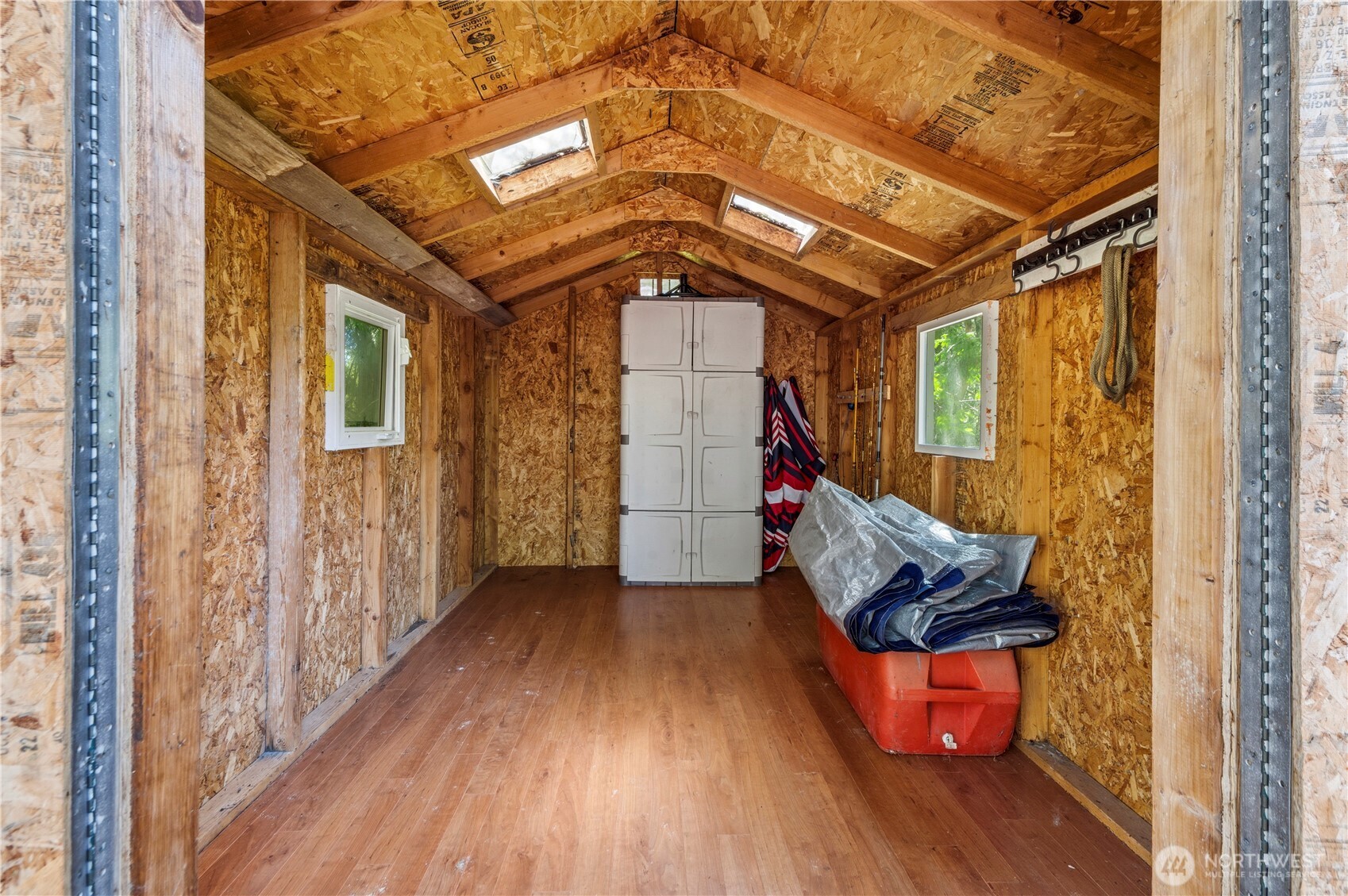 main property photo 17