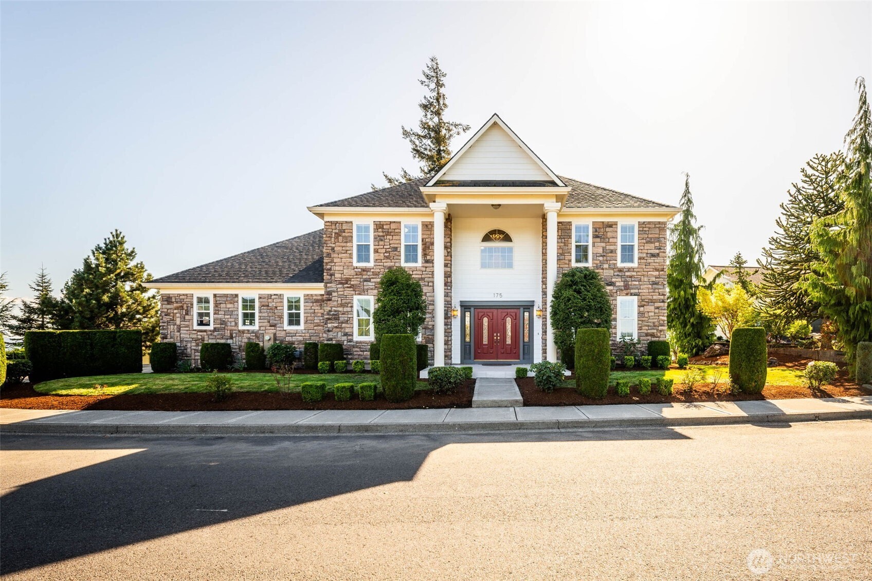 main property photo 0