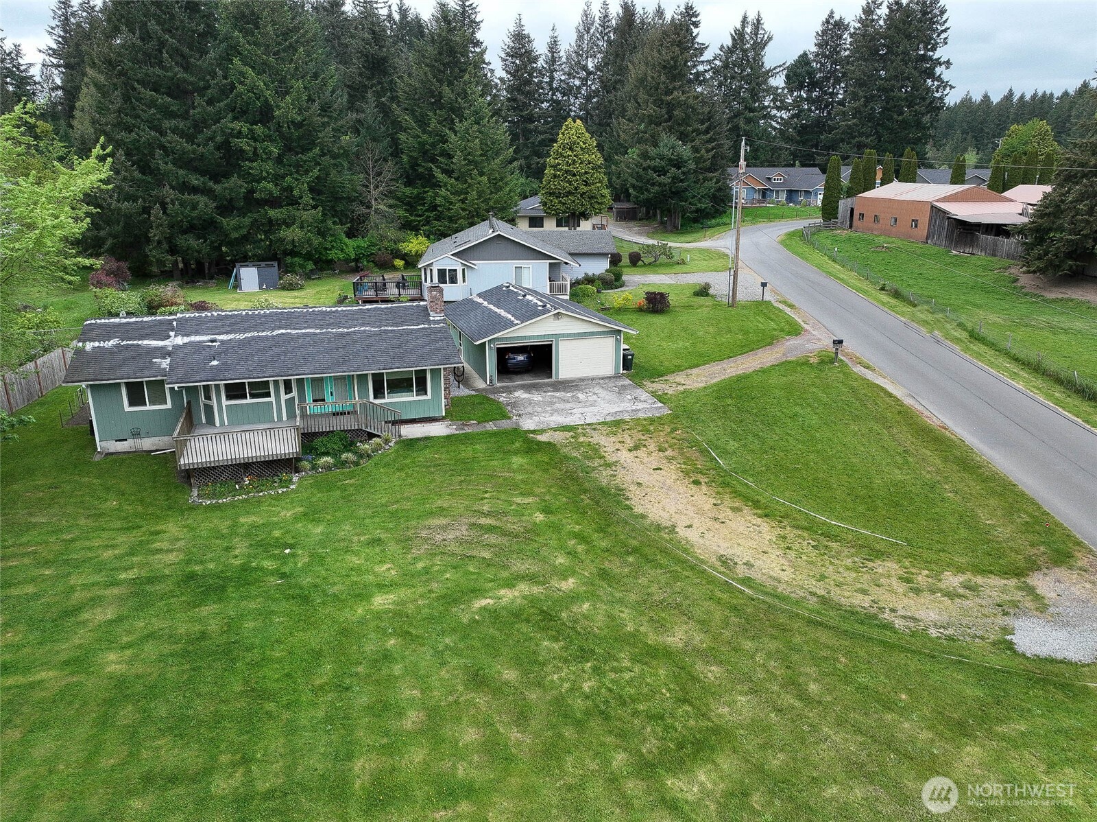 main property photo 7
