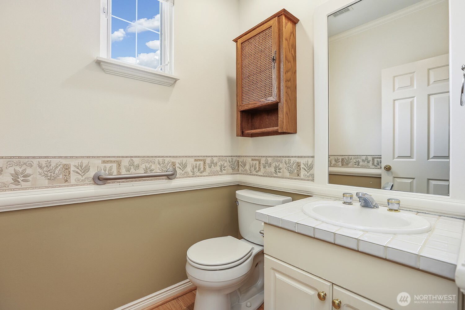 main property photo 24
