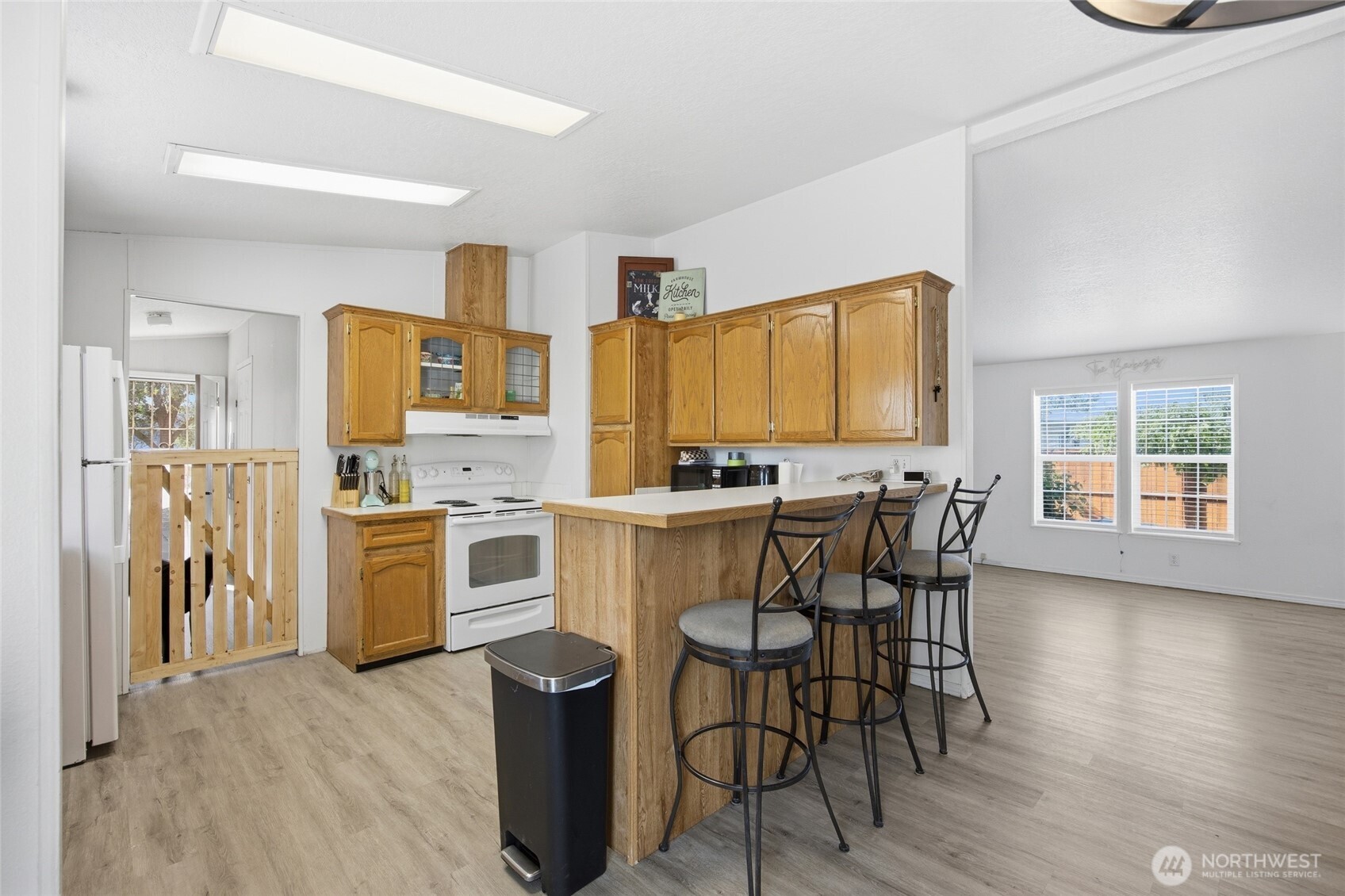 property viewer photo 10