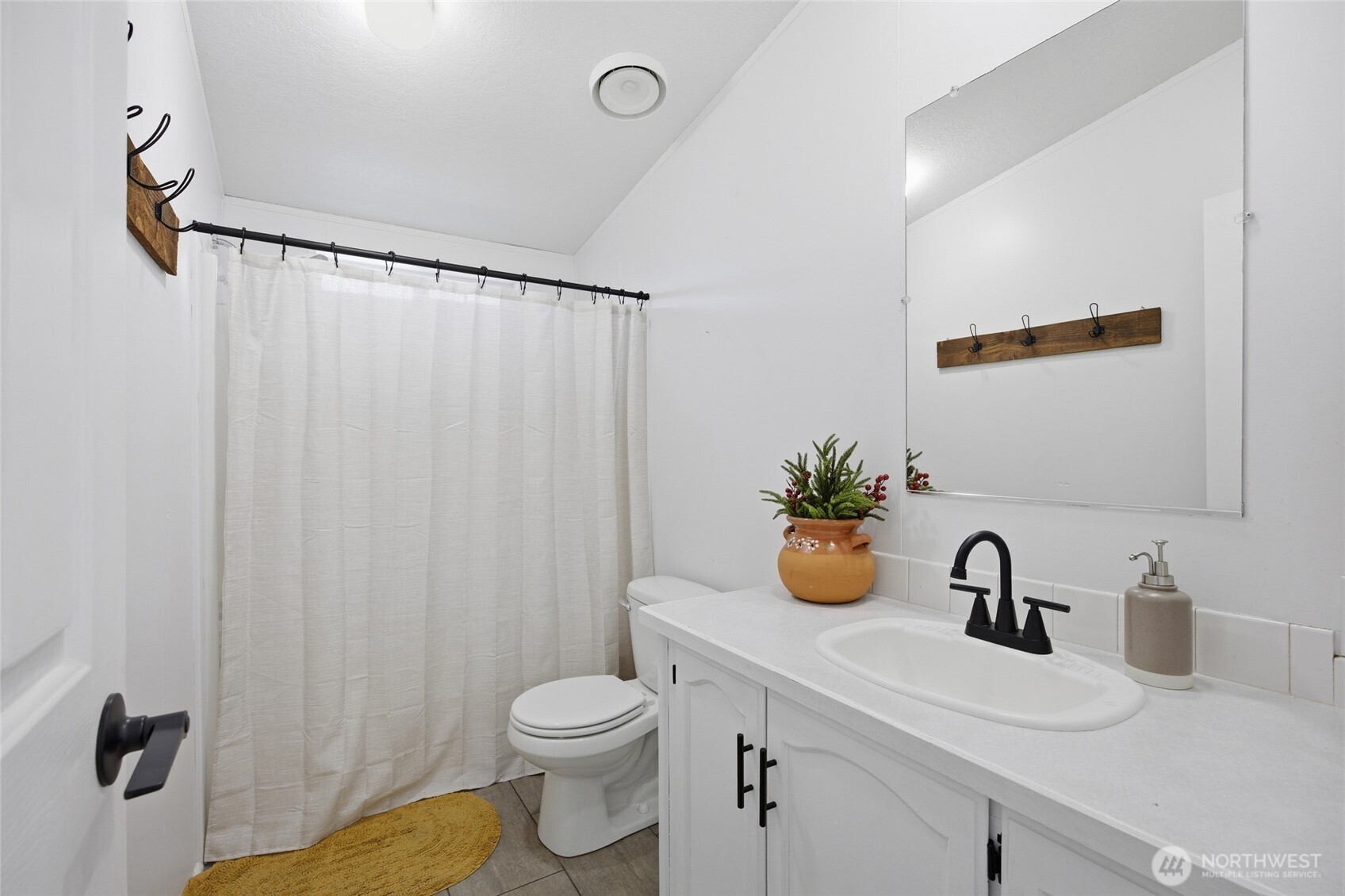 property viewer photo 21