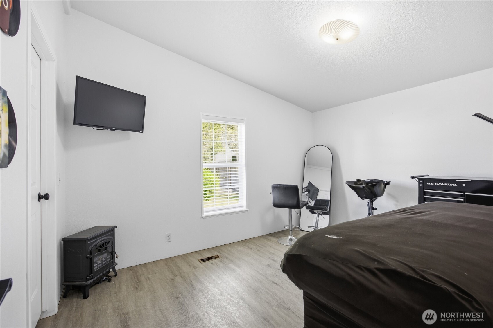 property viewer photo 22