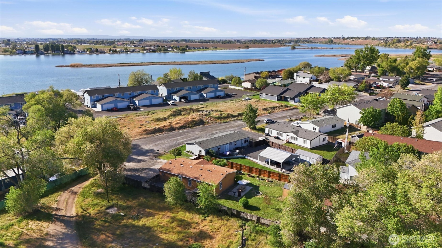property viewer photo 31