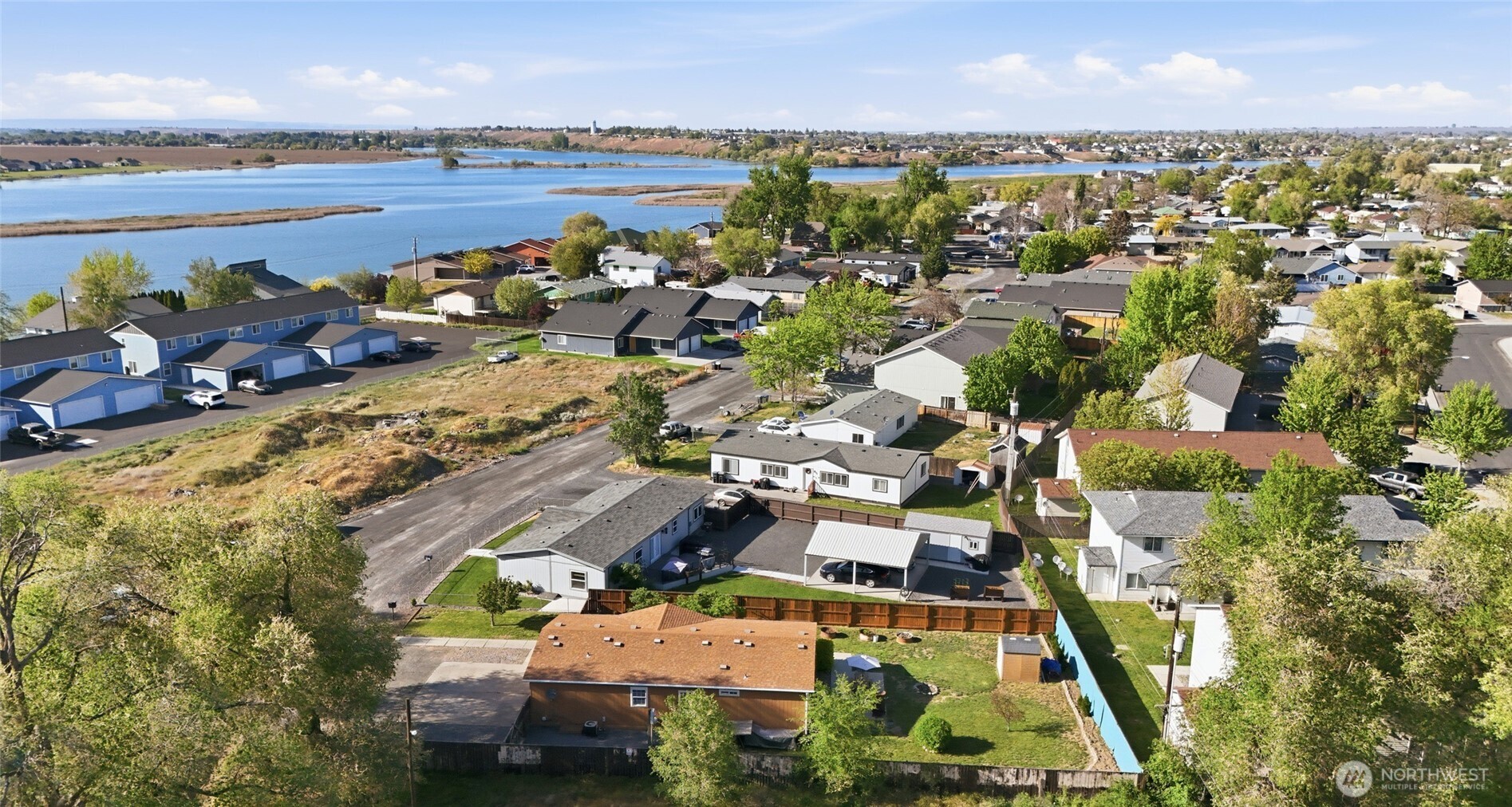 property viewer photo 32