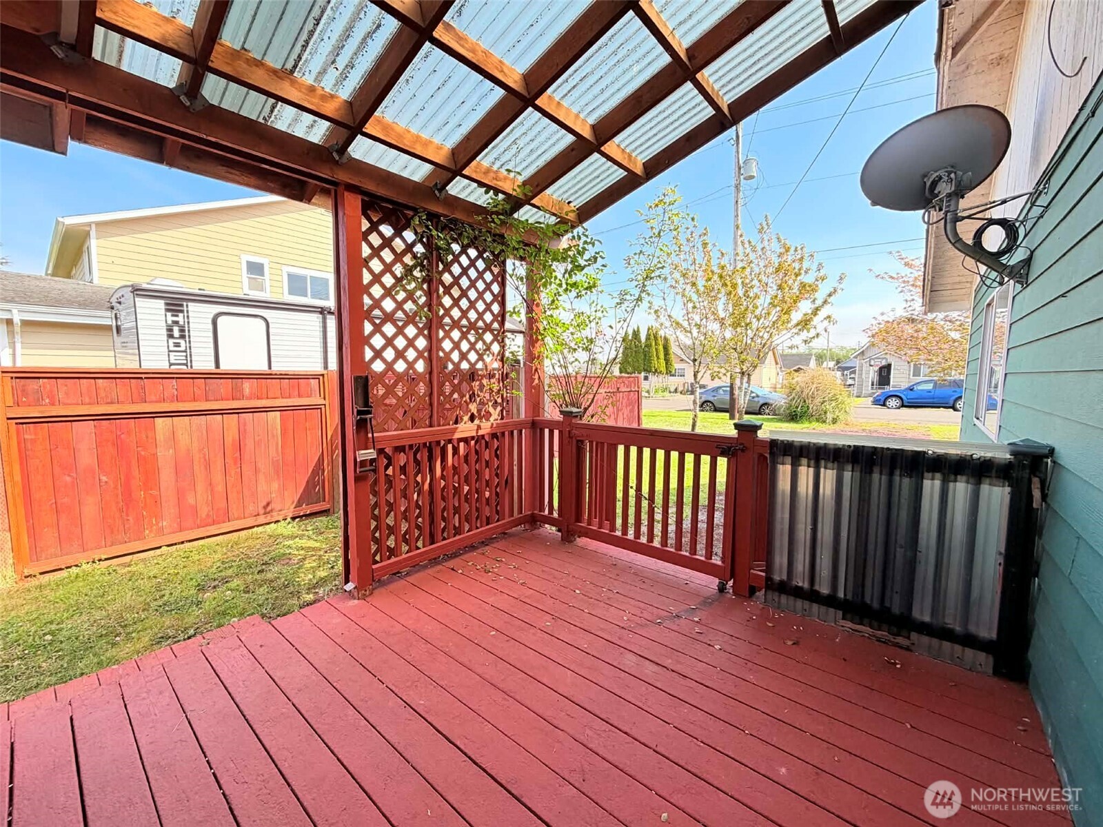 main property photo 9