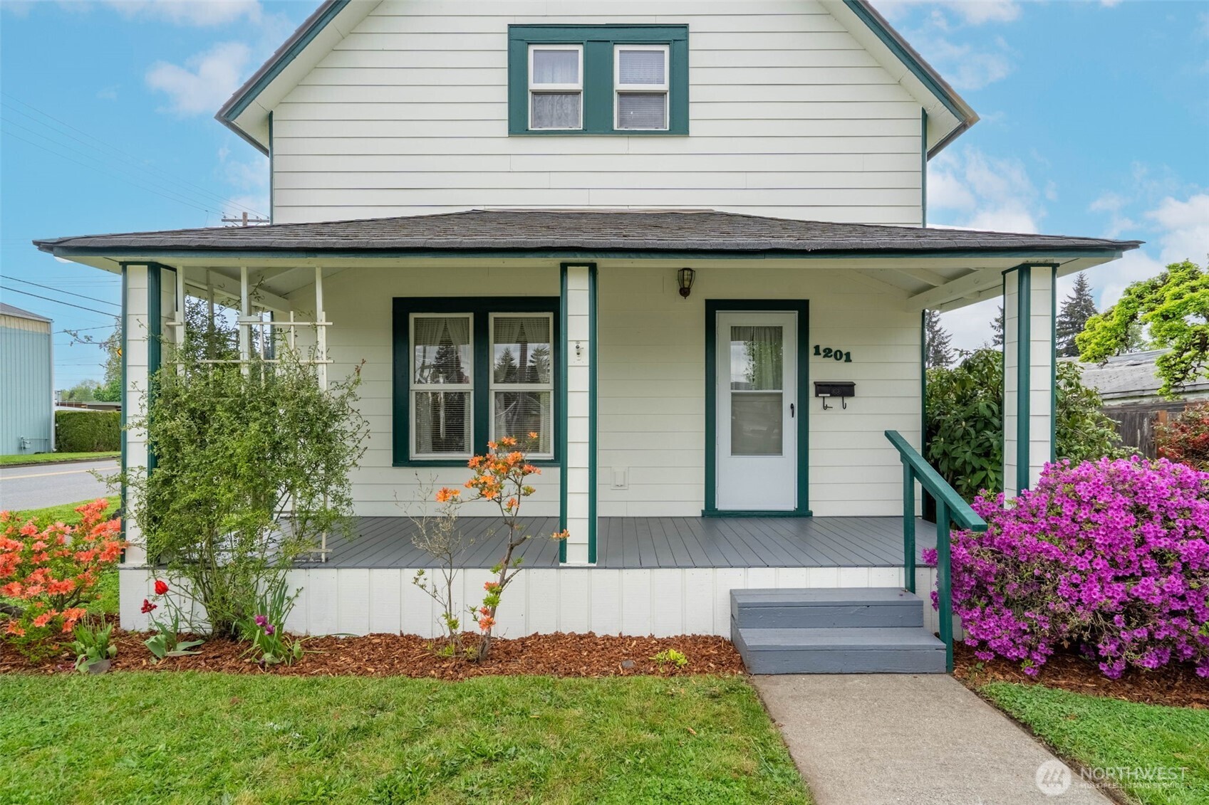 main property photo 2