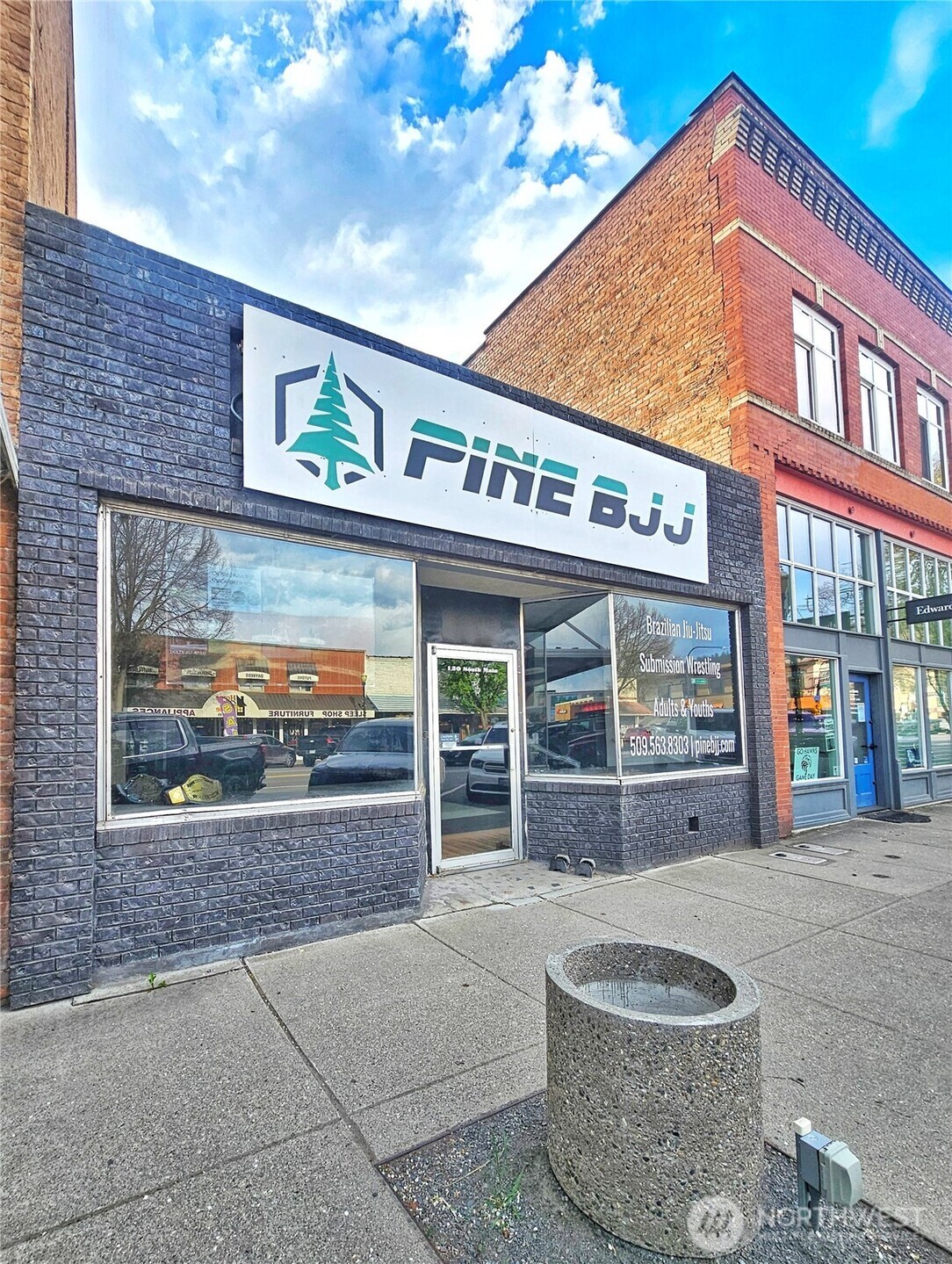 main property photo 1