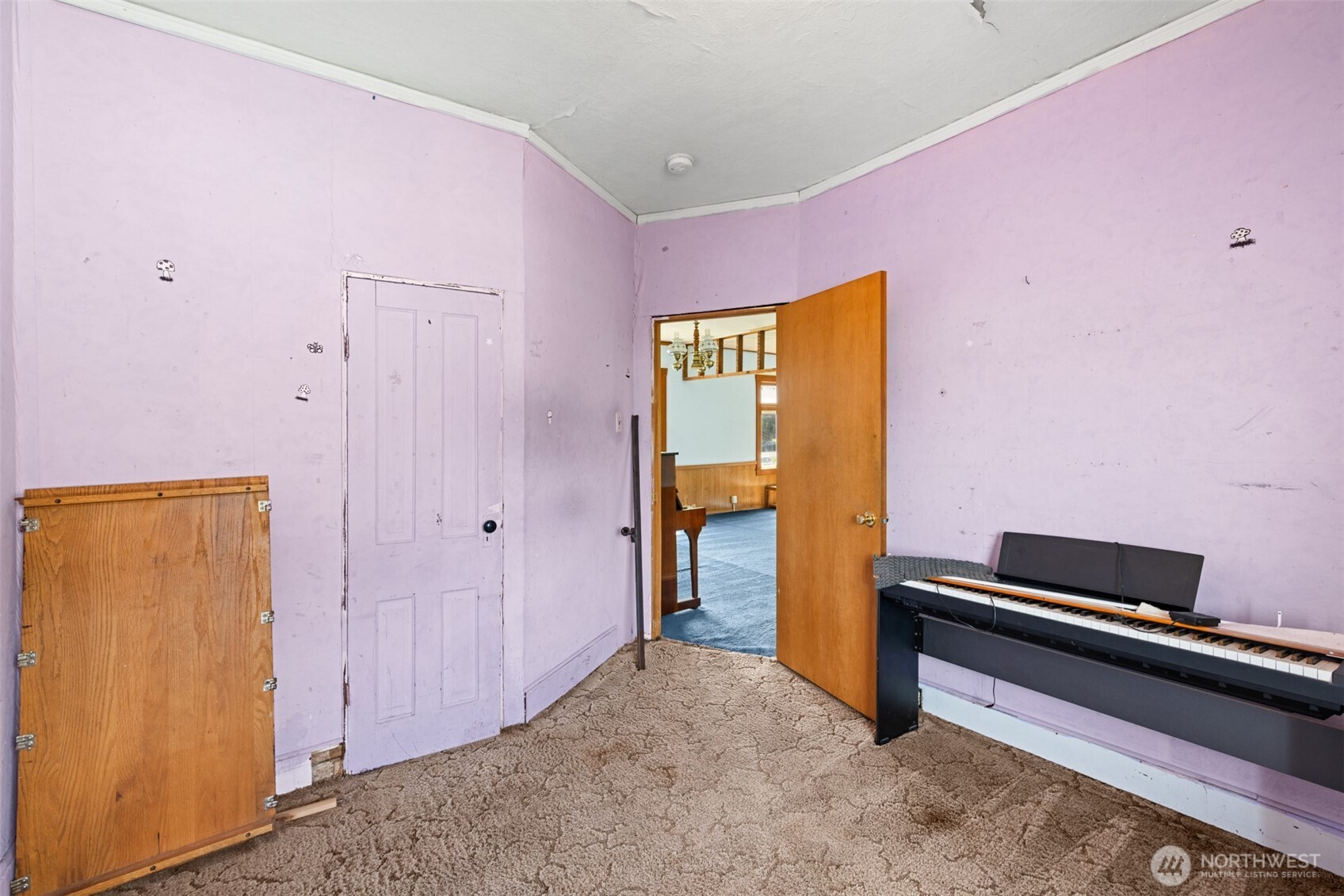 main property photo 18