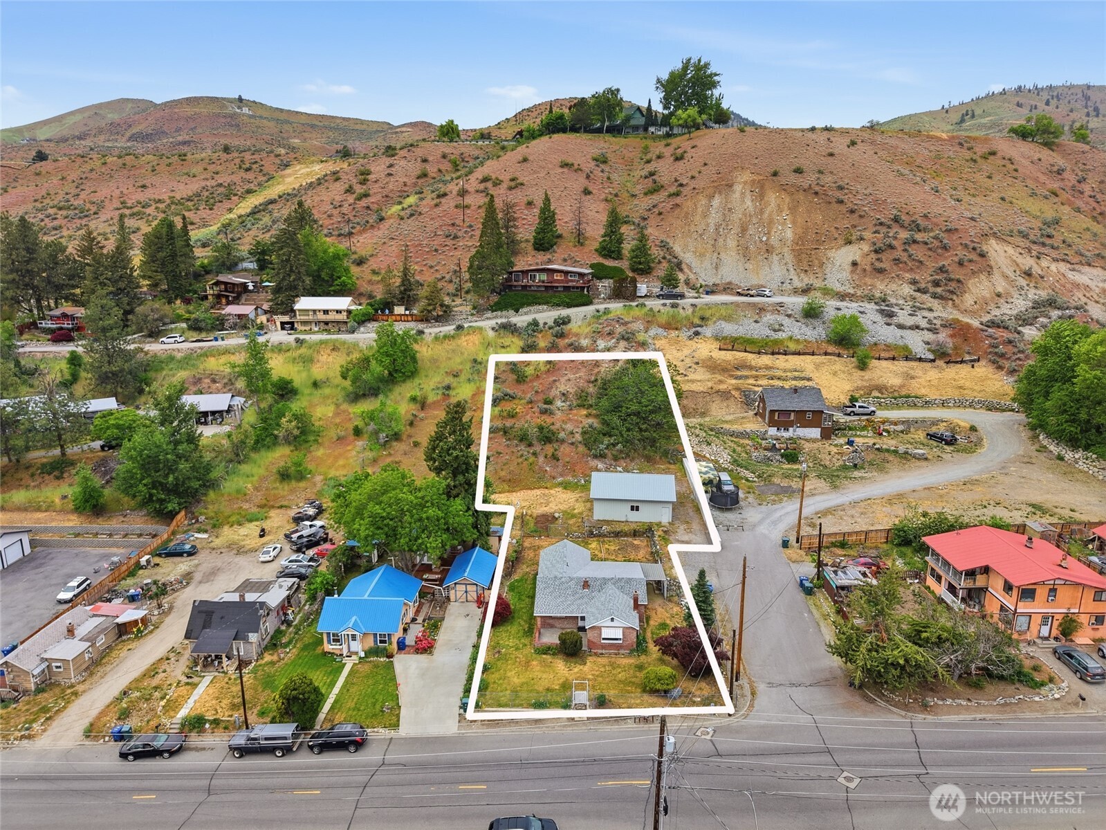 main property photo 5