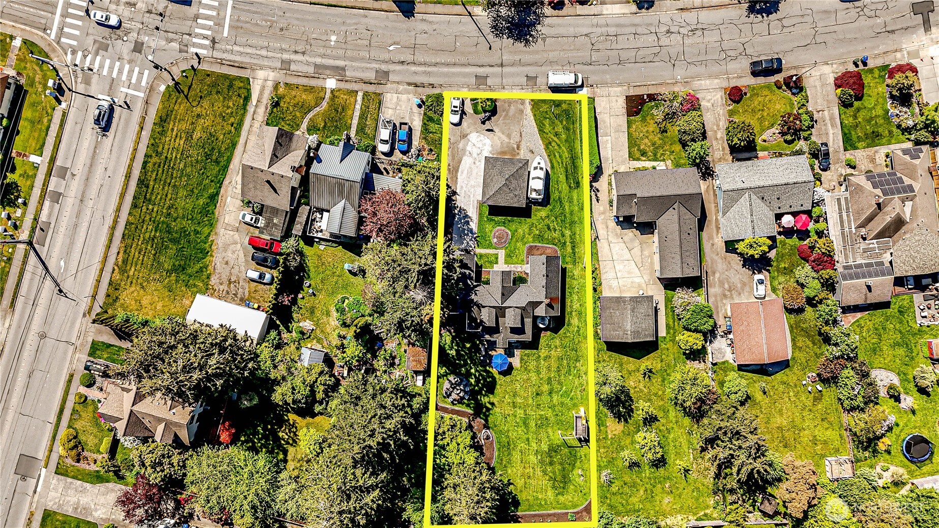 main property photo 36
