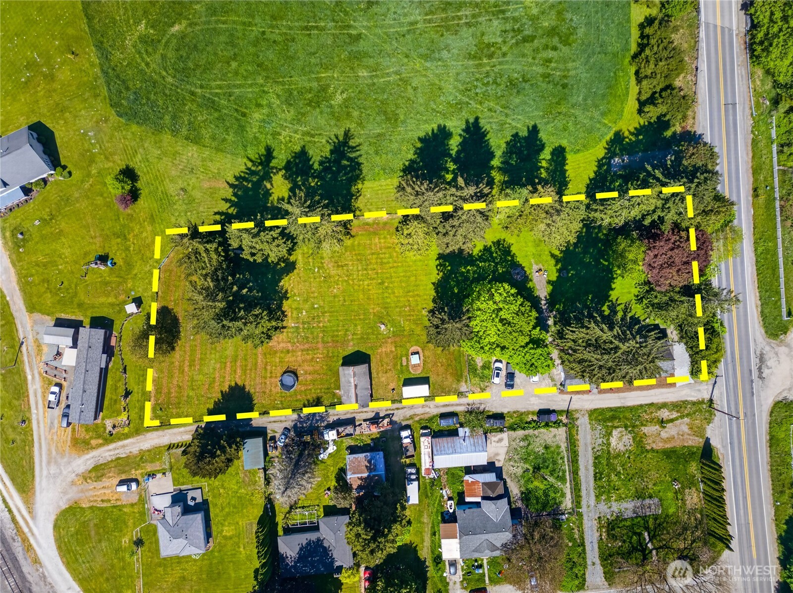 main property photo 36