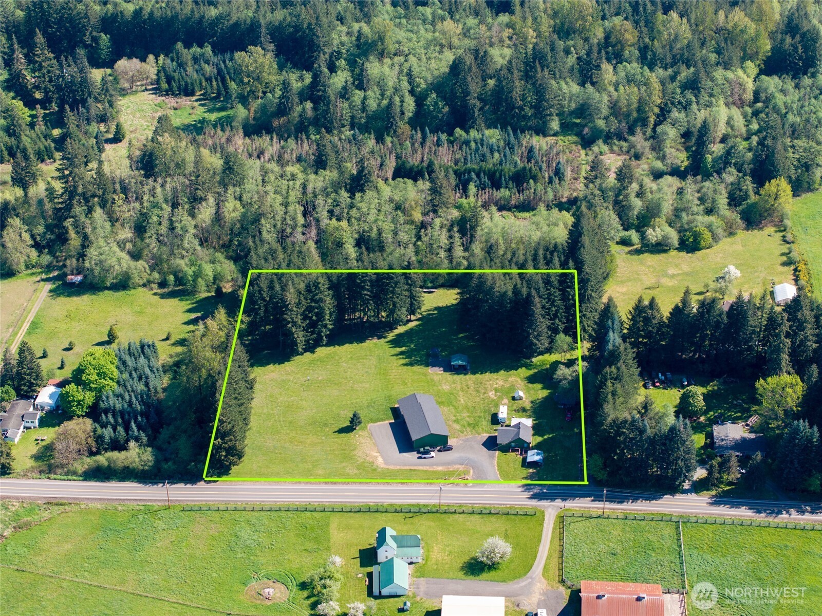 main property photo 23