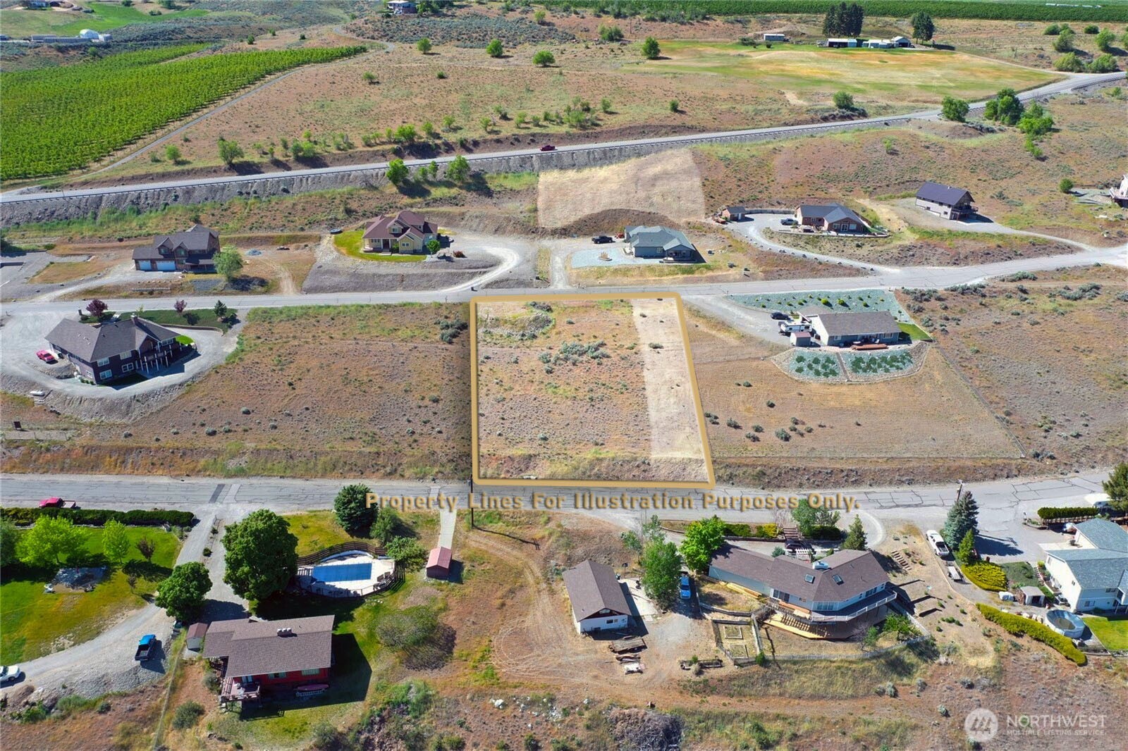 main property photo 18