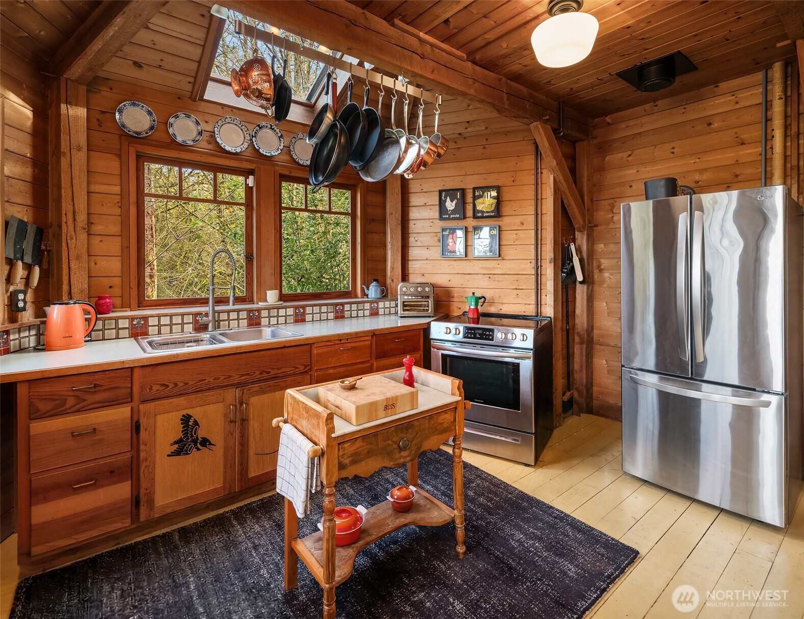 main property photo 16