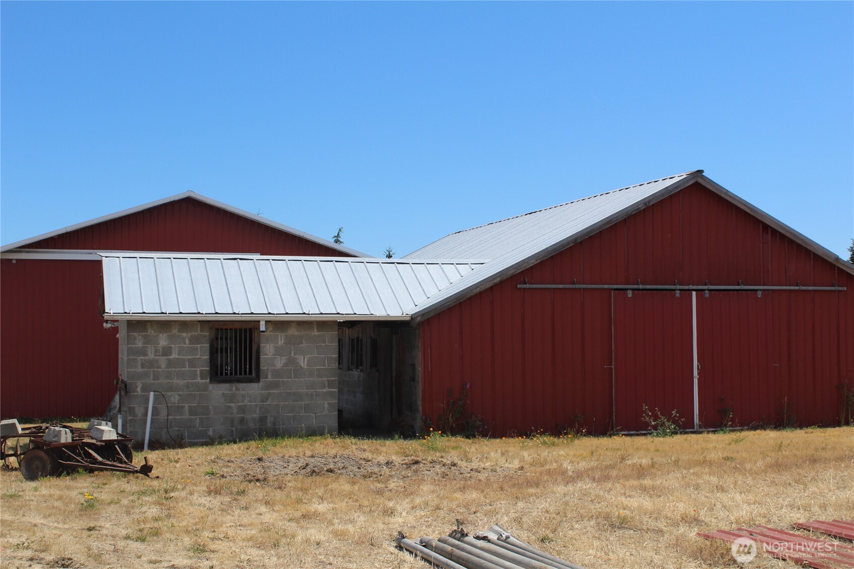main property photo 12