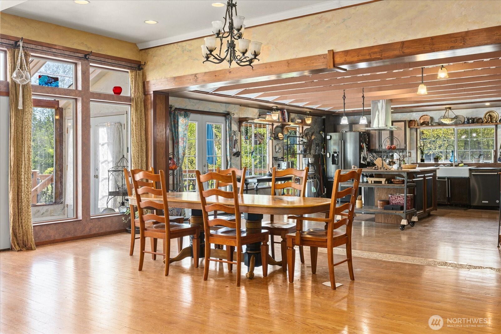 main property photo 15