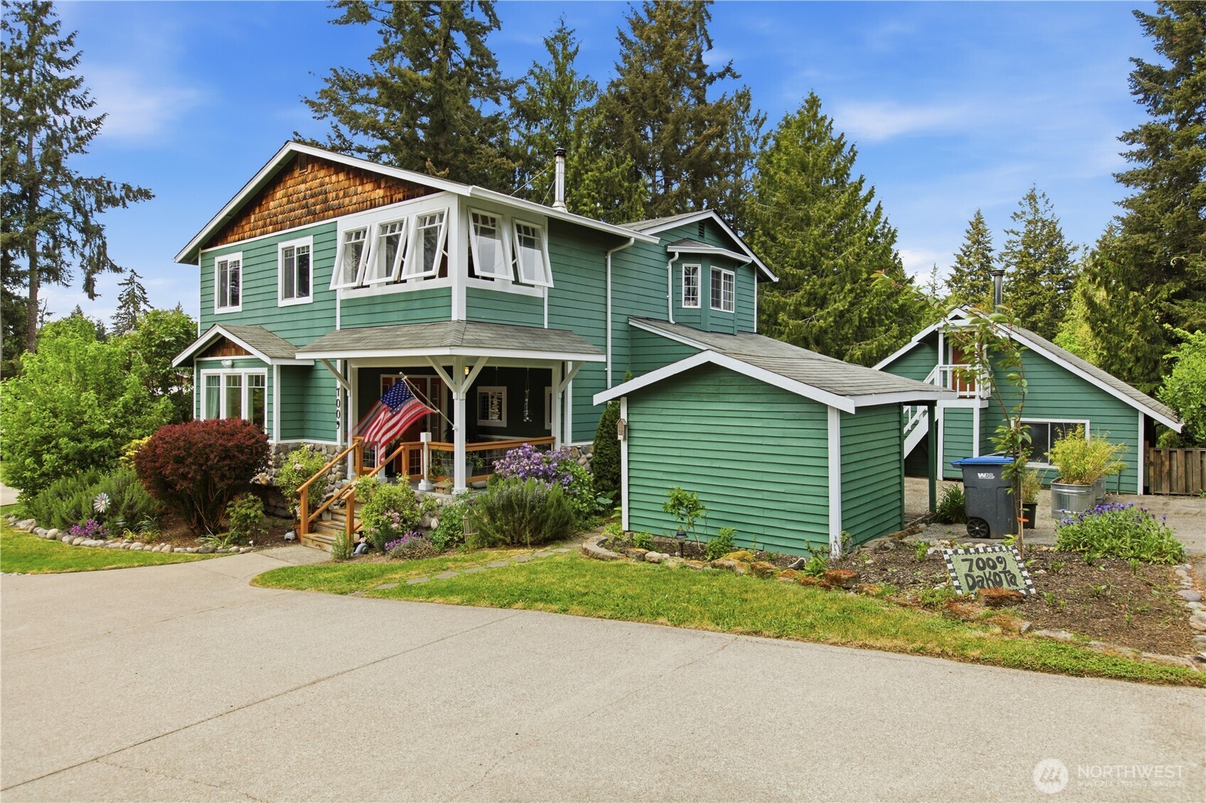 main property photo 39