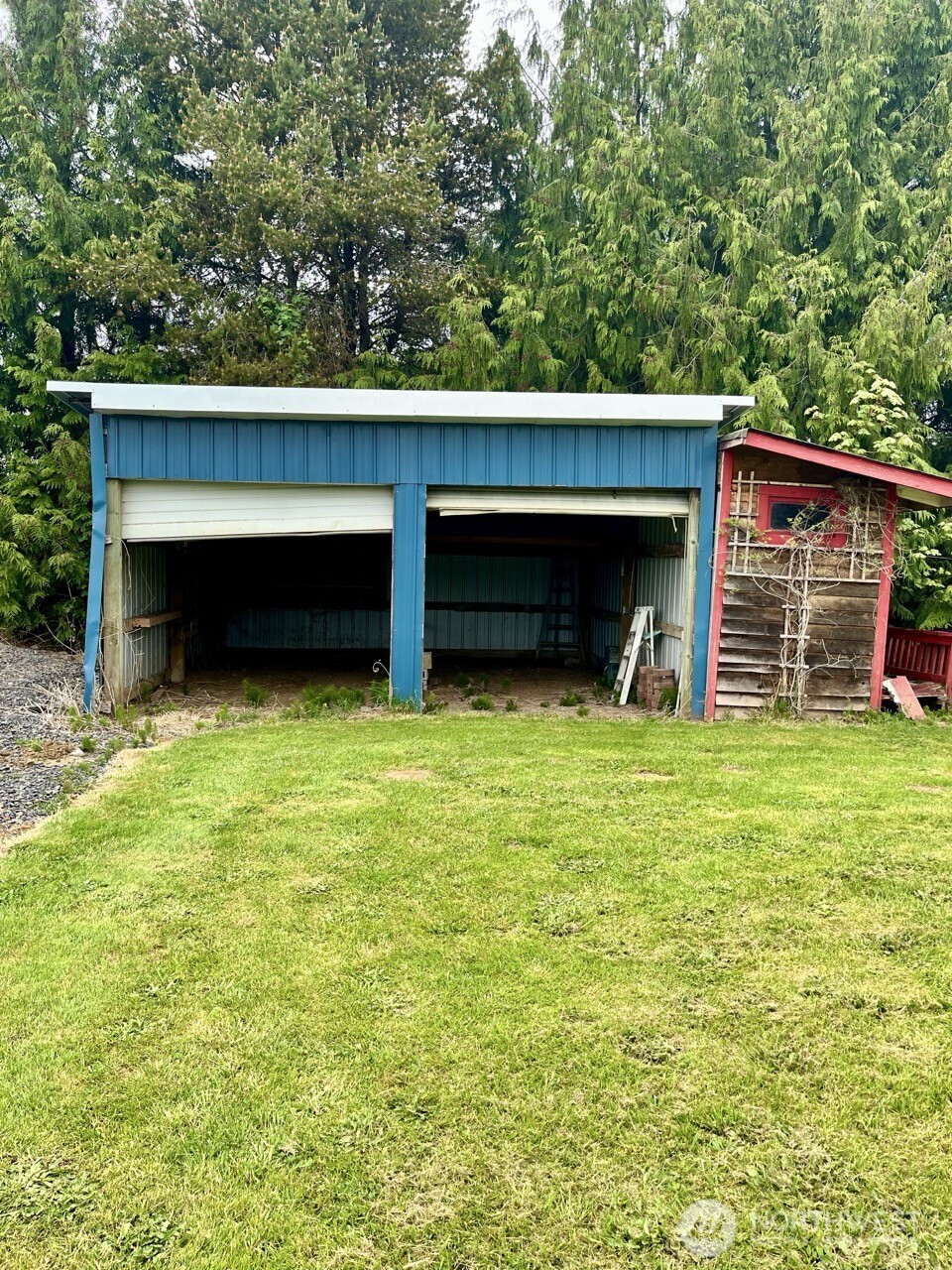 main property photo 8