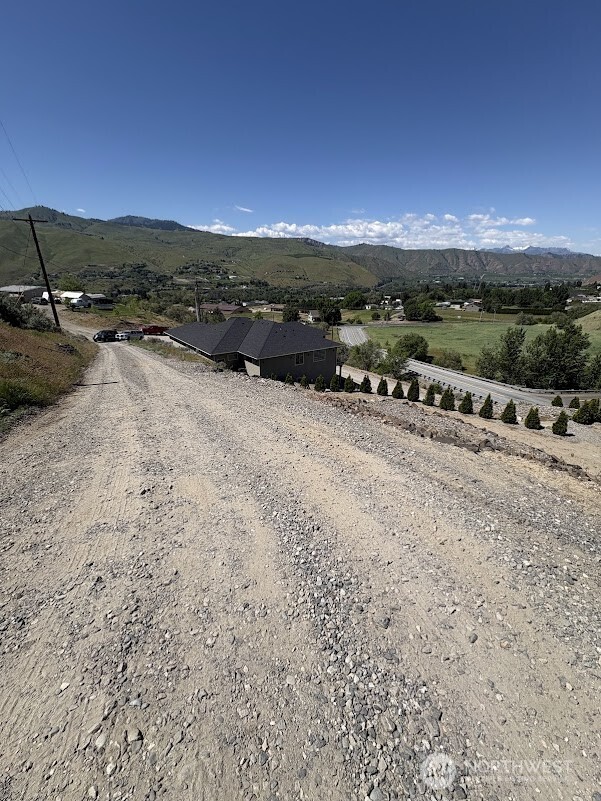 main property photo 6