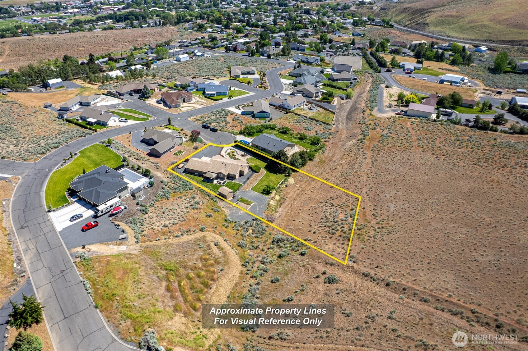 main property photo 5