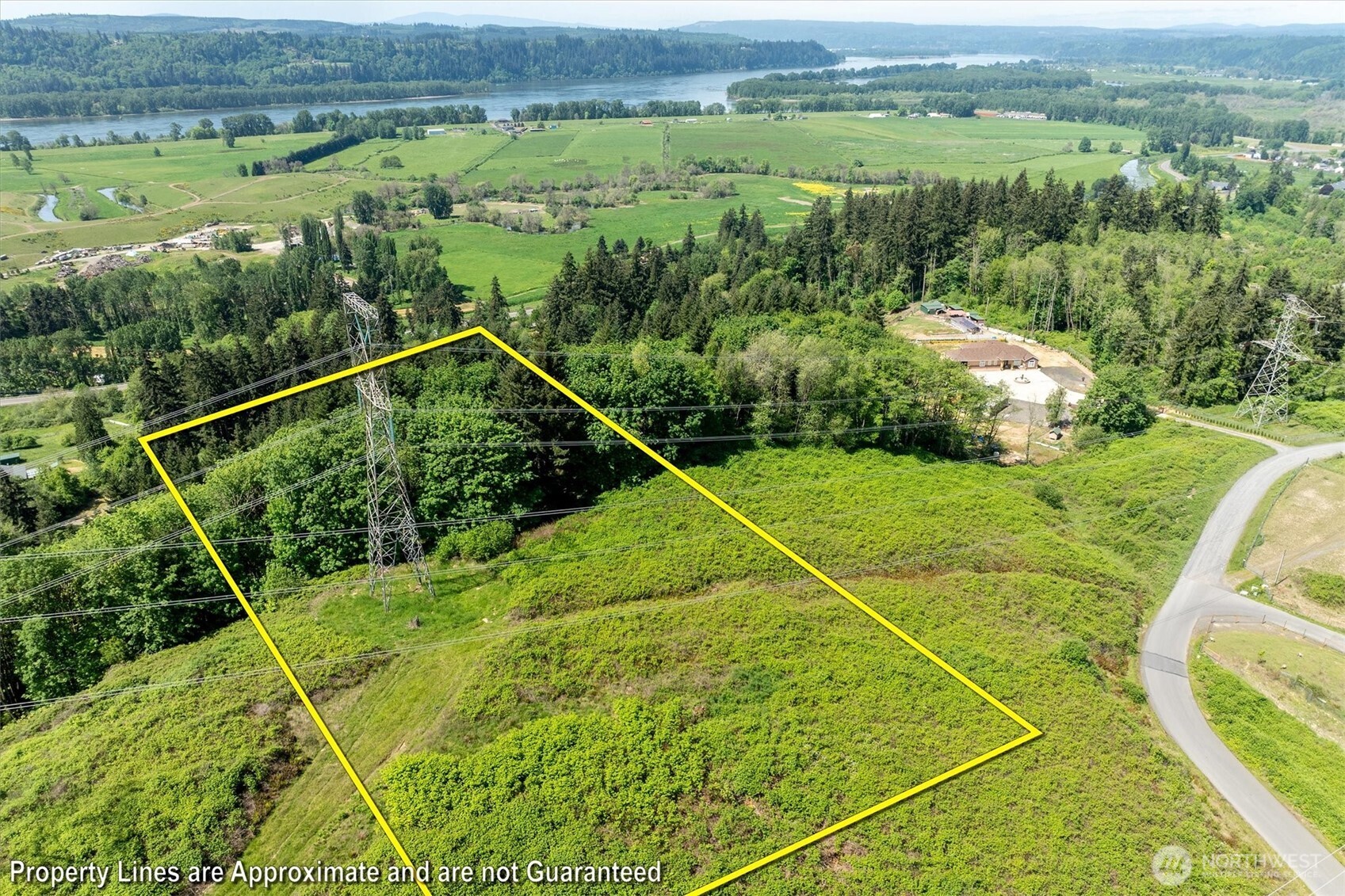 main property photo 18