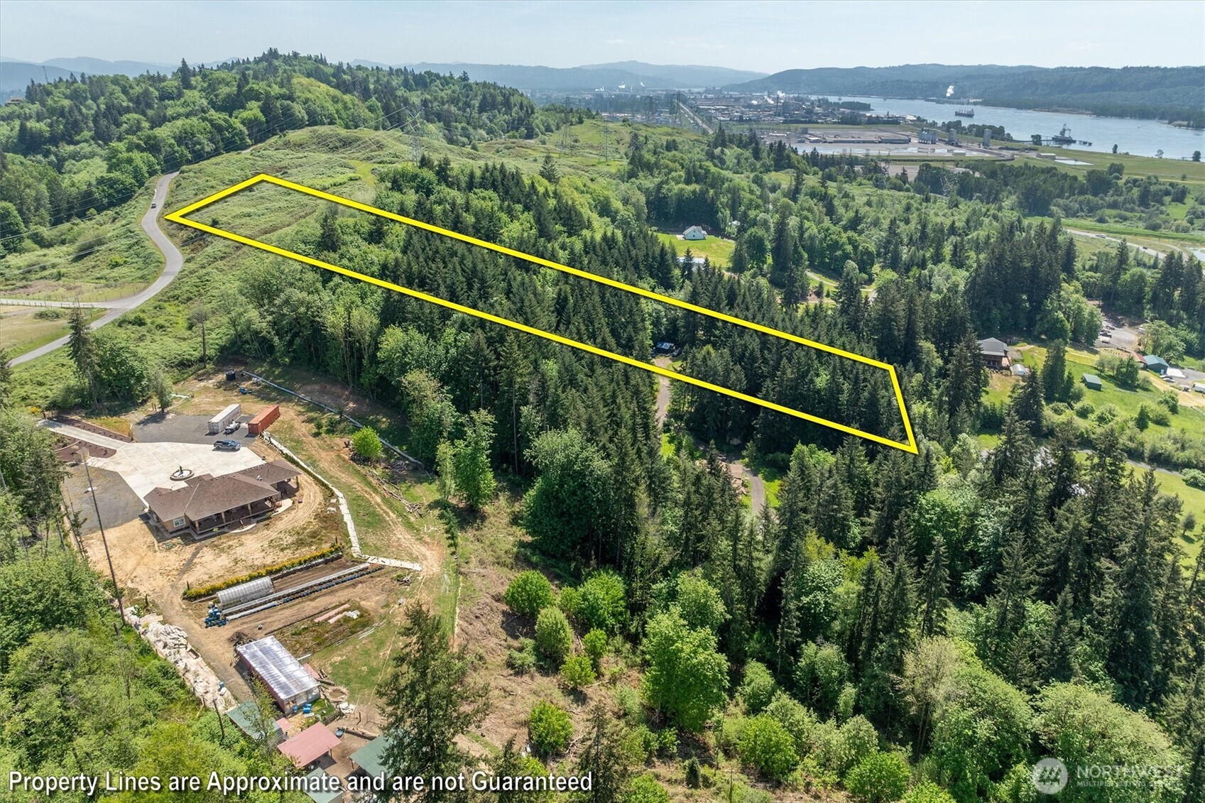main property photo 32