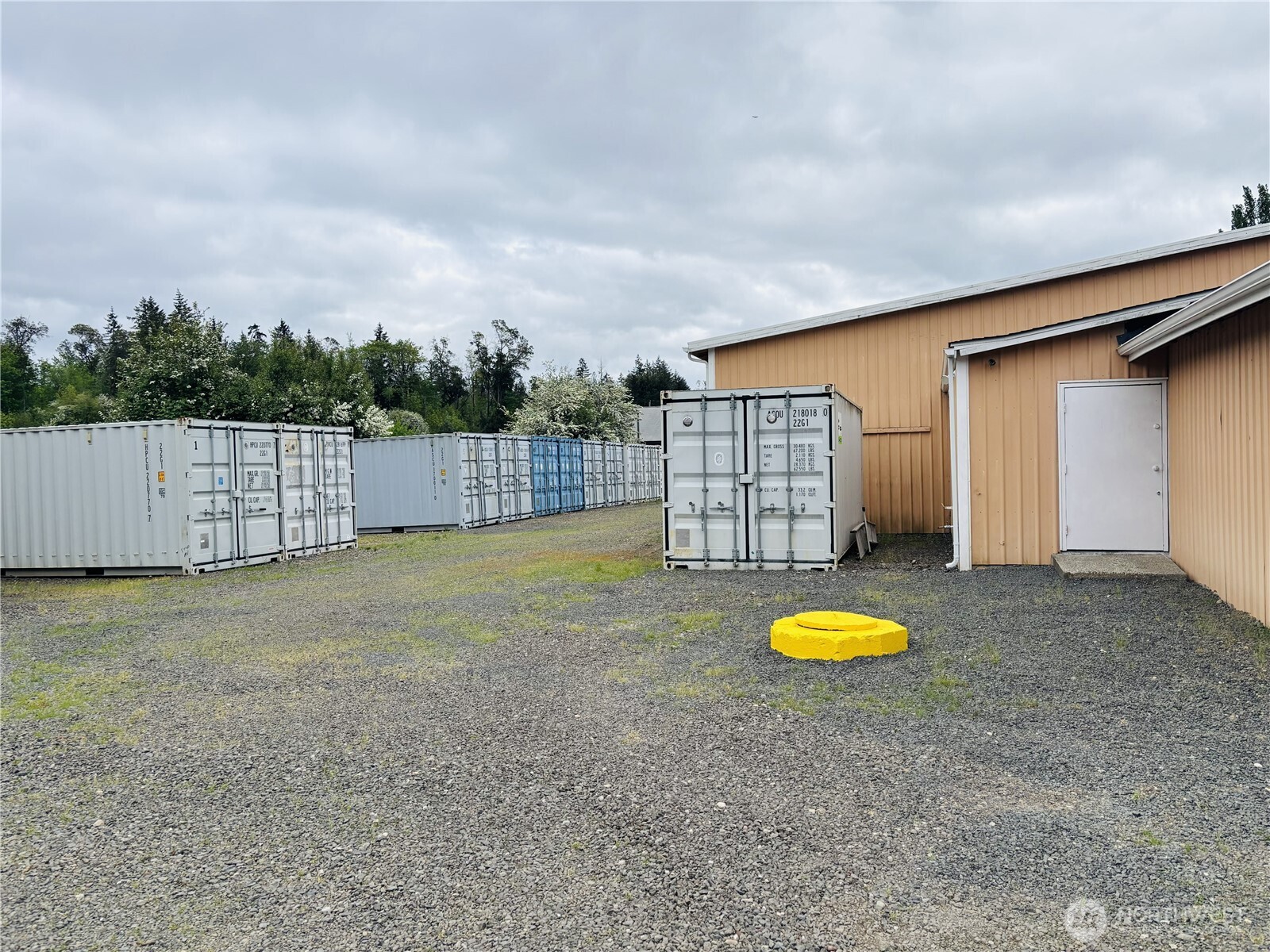 main property photo 5