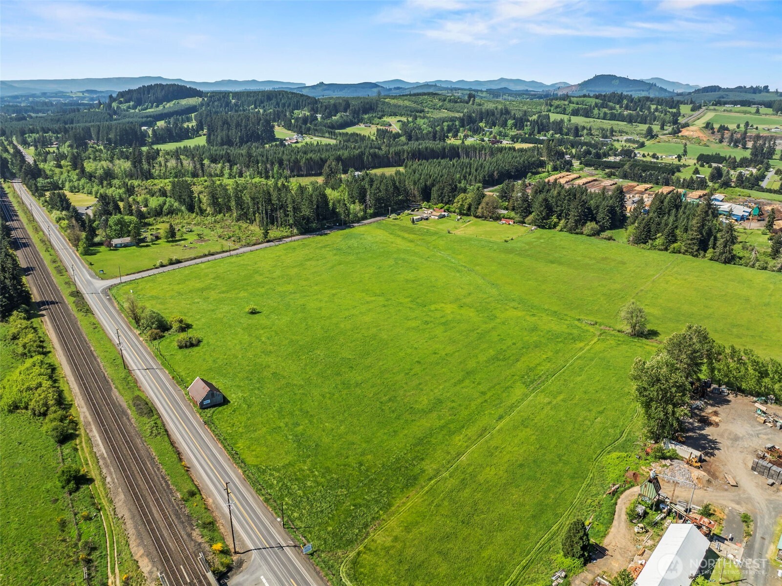 main property photo 20