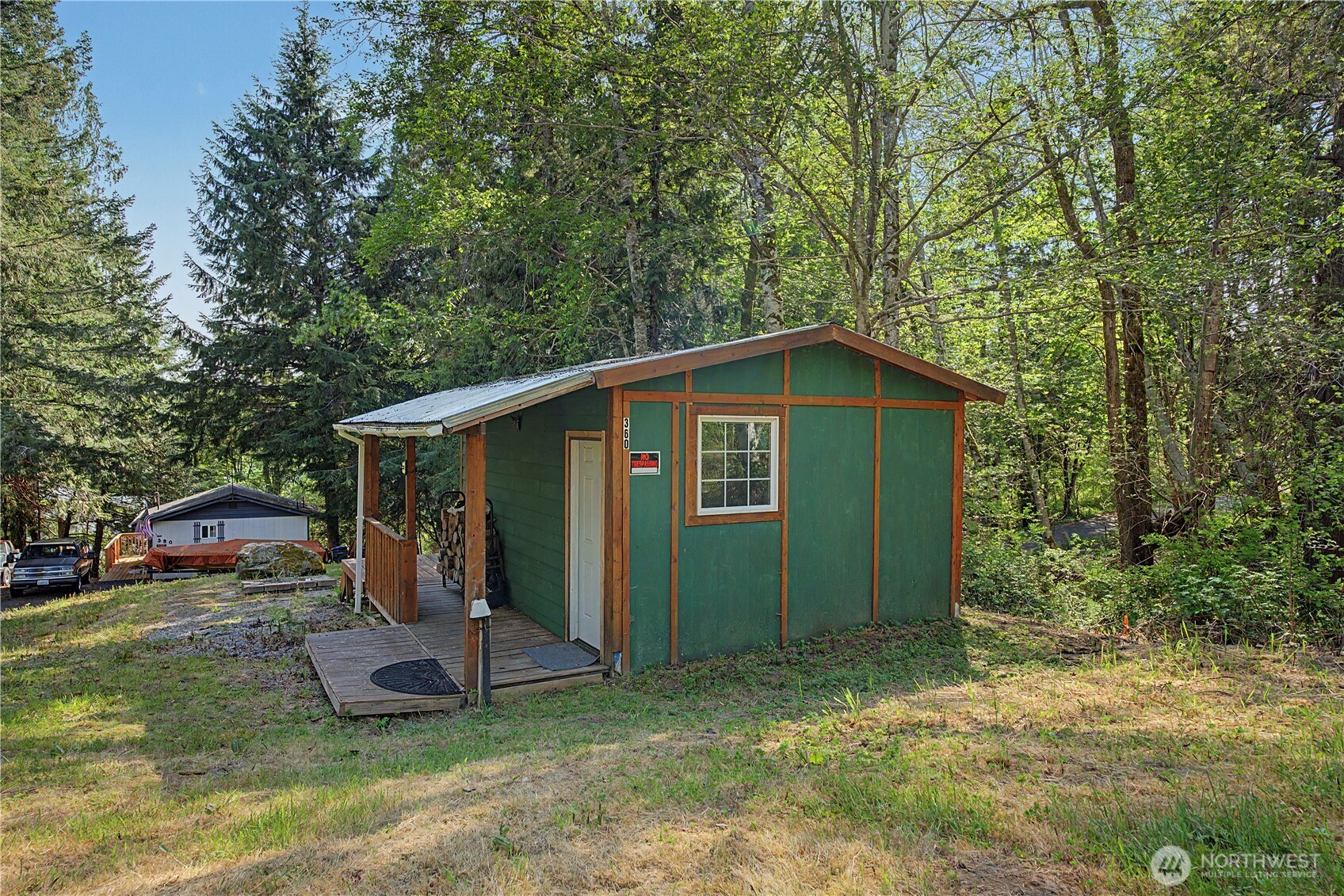 main property photo 5