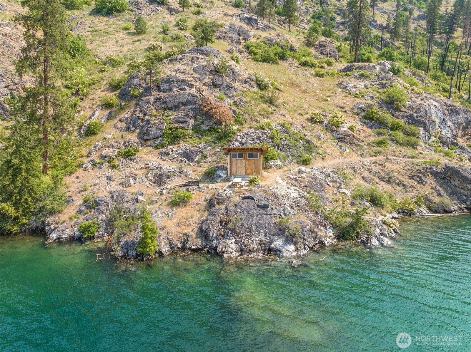 main property photo 24