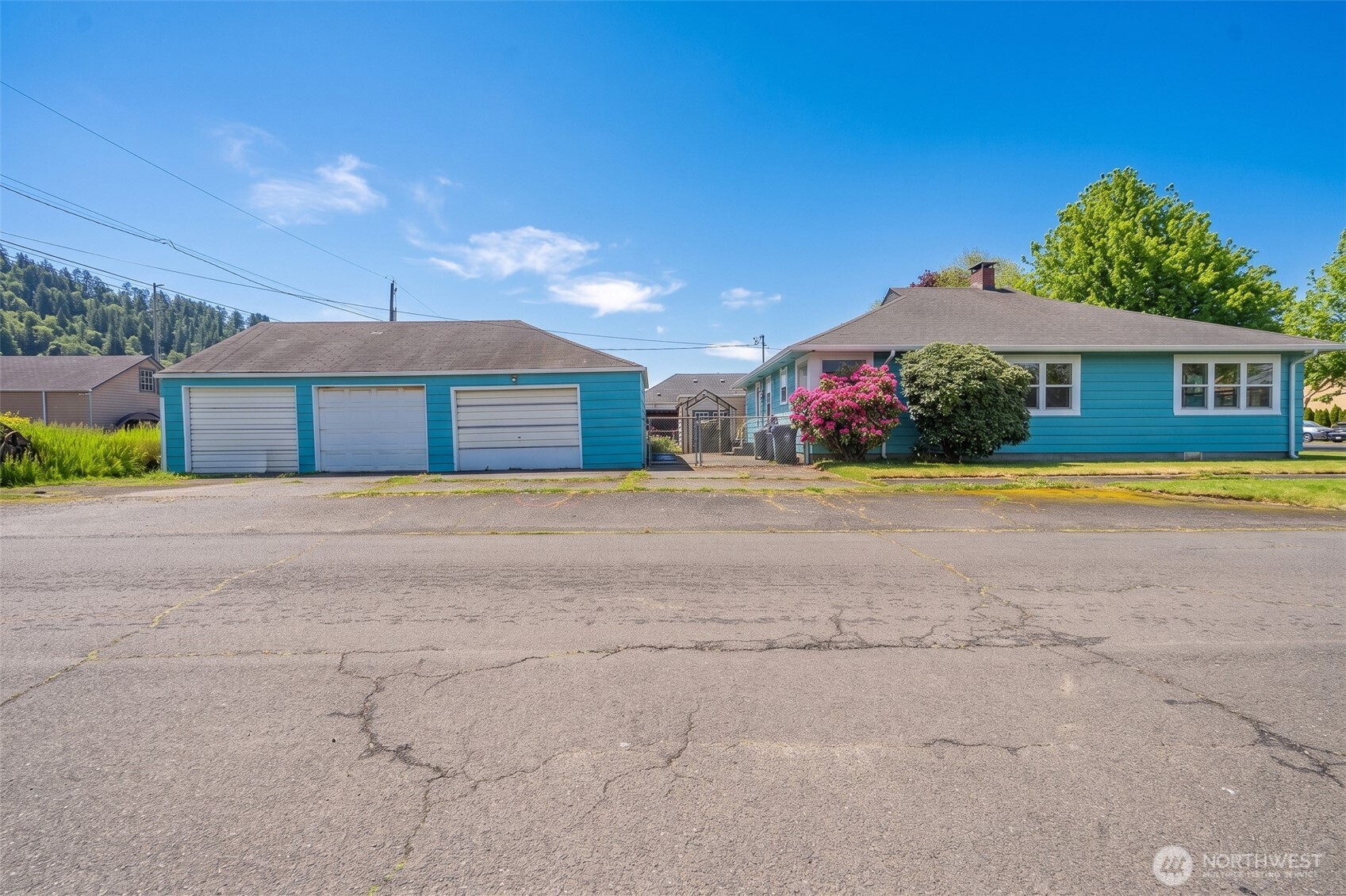 main property photo 2