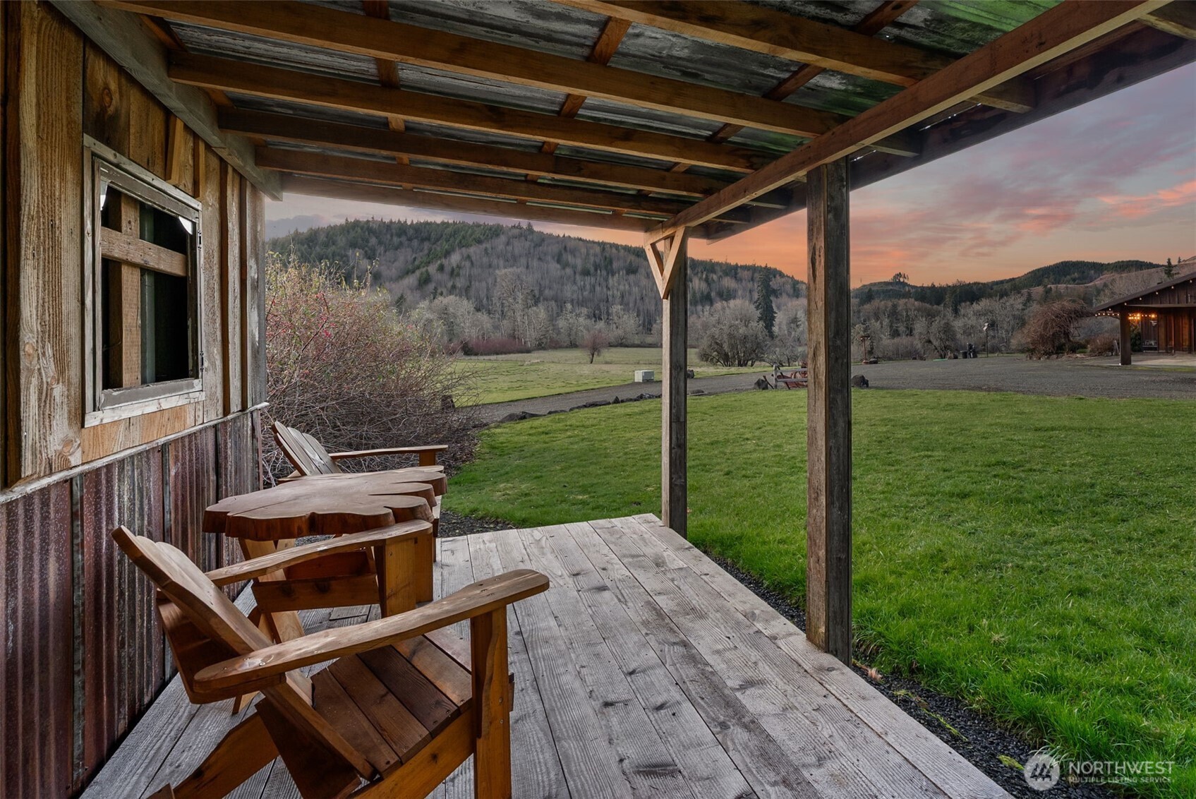 main property photo 25